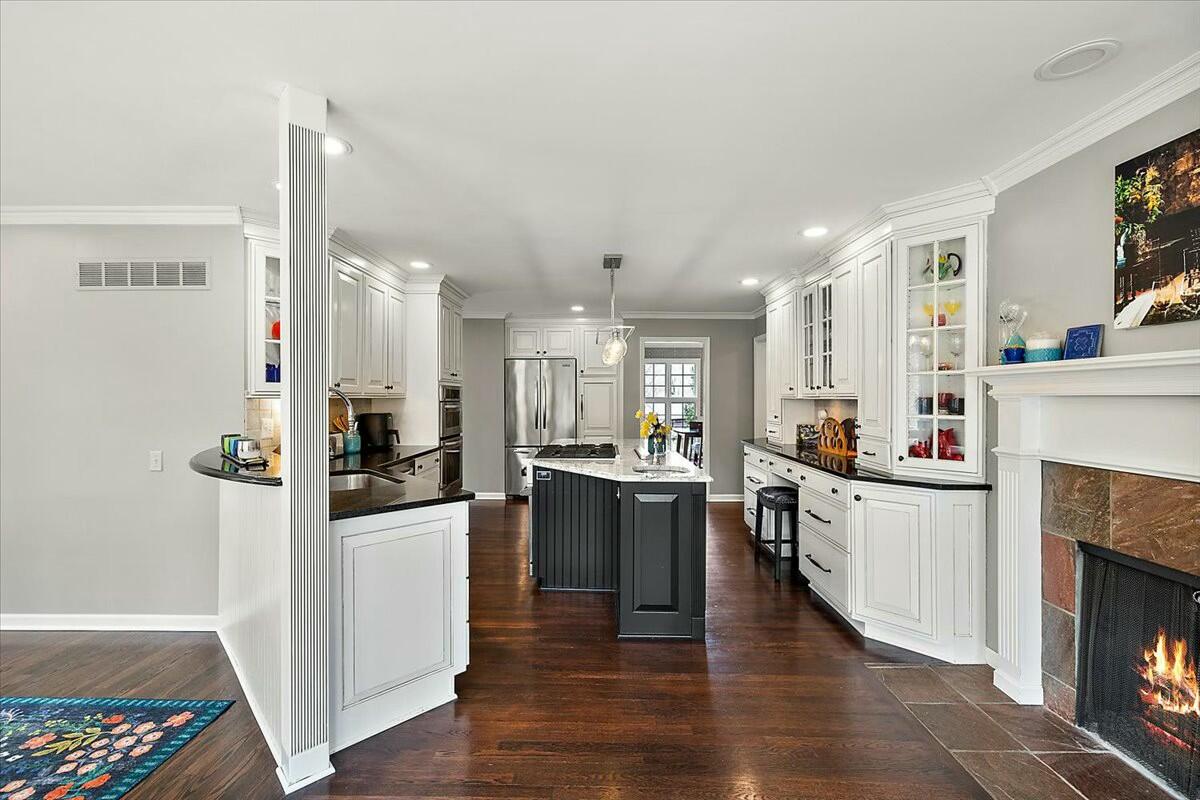 4770 Forest Ridge Court