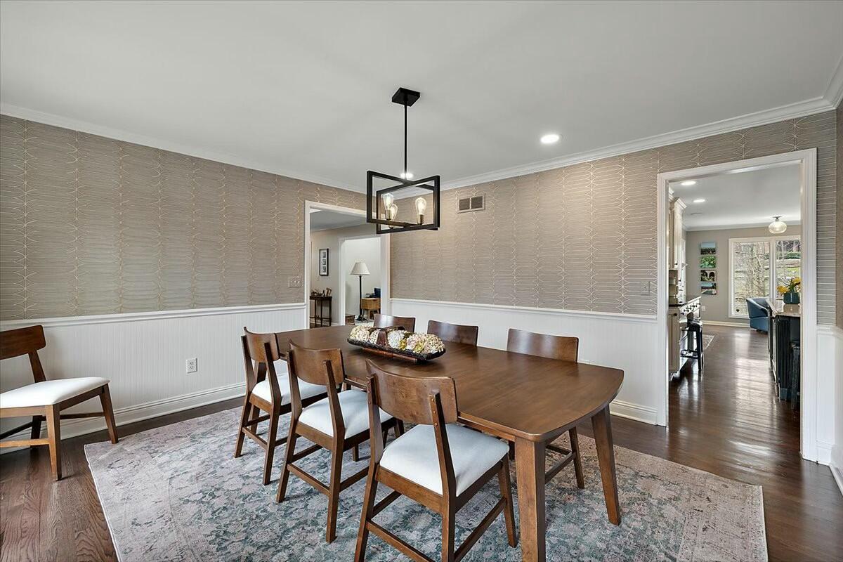 4770 Forest Ridge Court