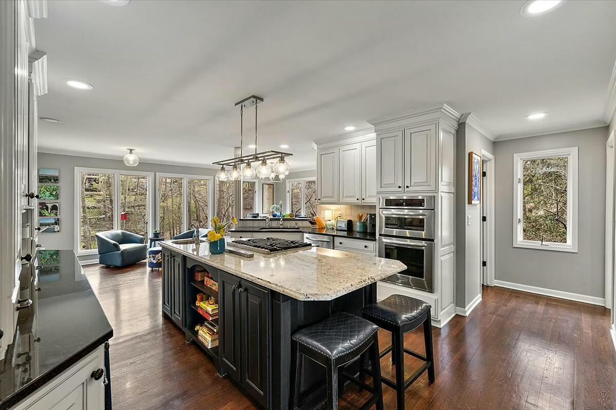 4770 Forest Ridge Court