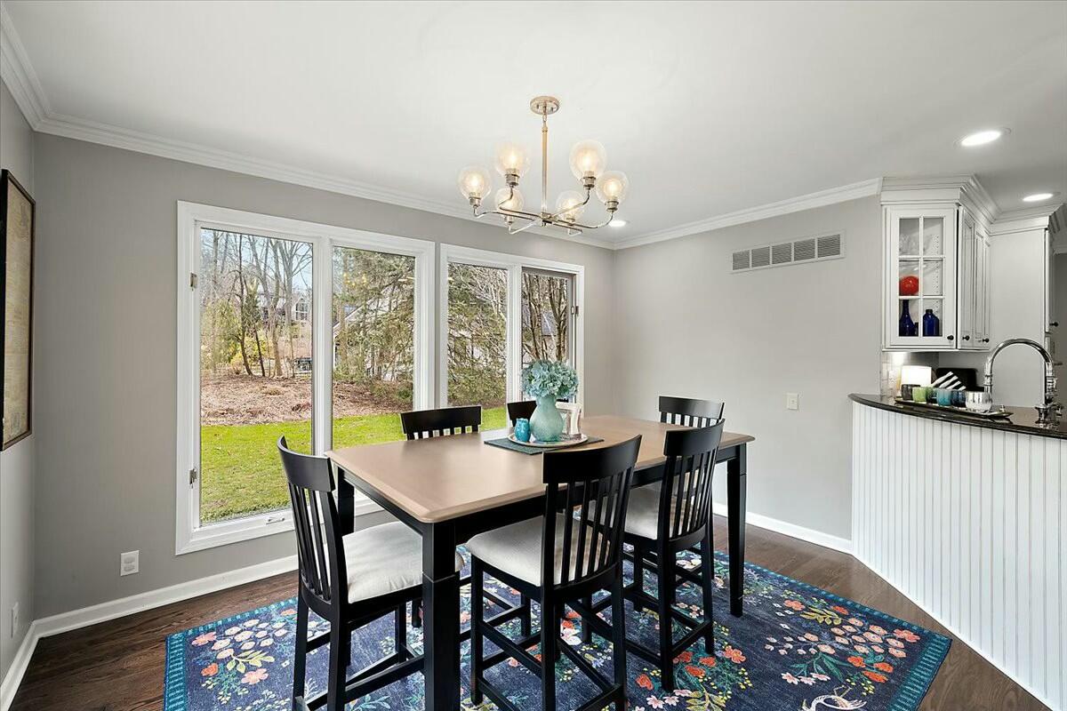 4770 Forest Ridge Court