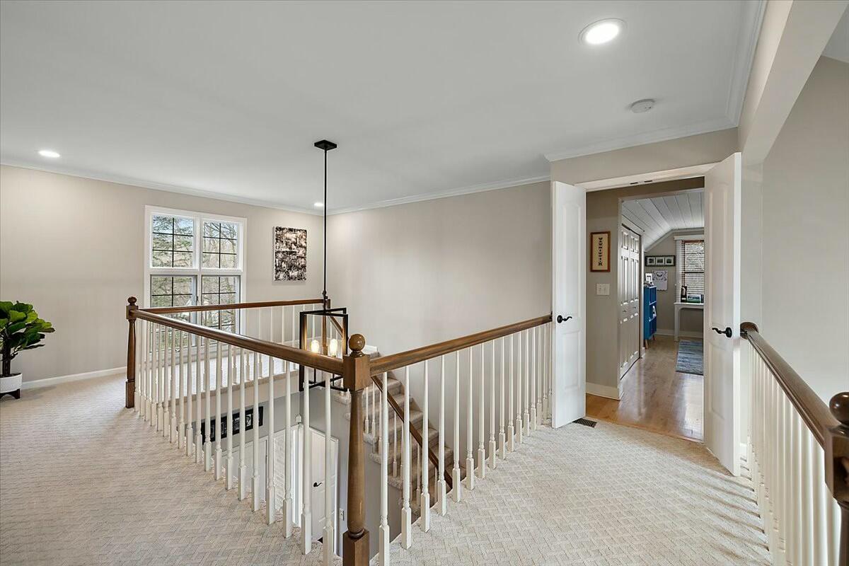 4770 Forest Ridge Court