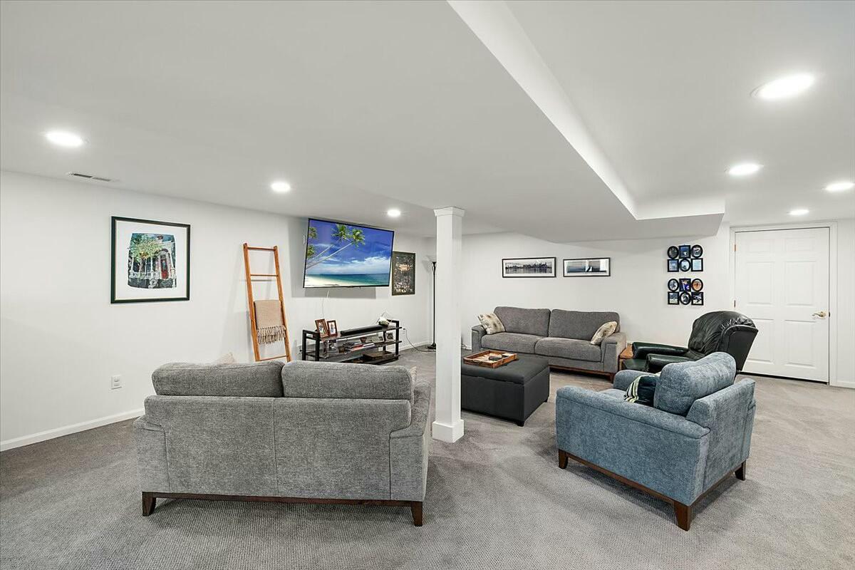 4770 Forest Ridge Court