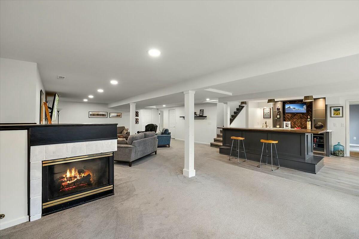 4770 Forest Ridge Court