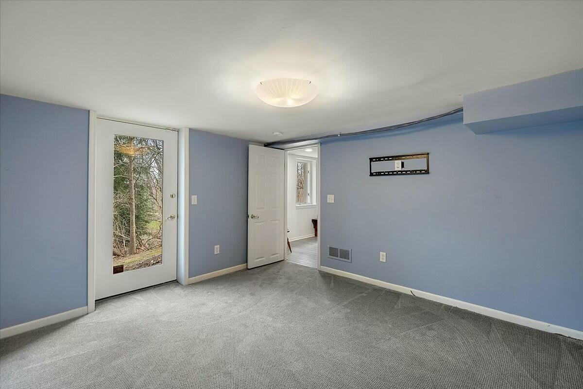 4770 Forest Ridge Court