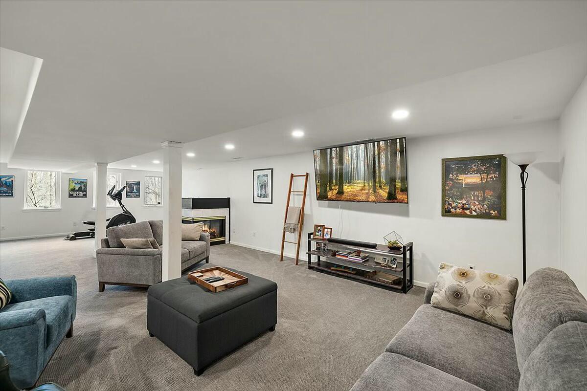 4770 Forest Ridge Court