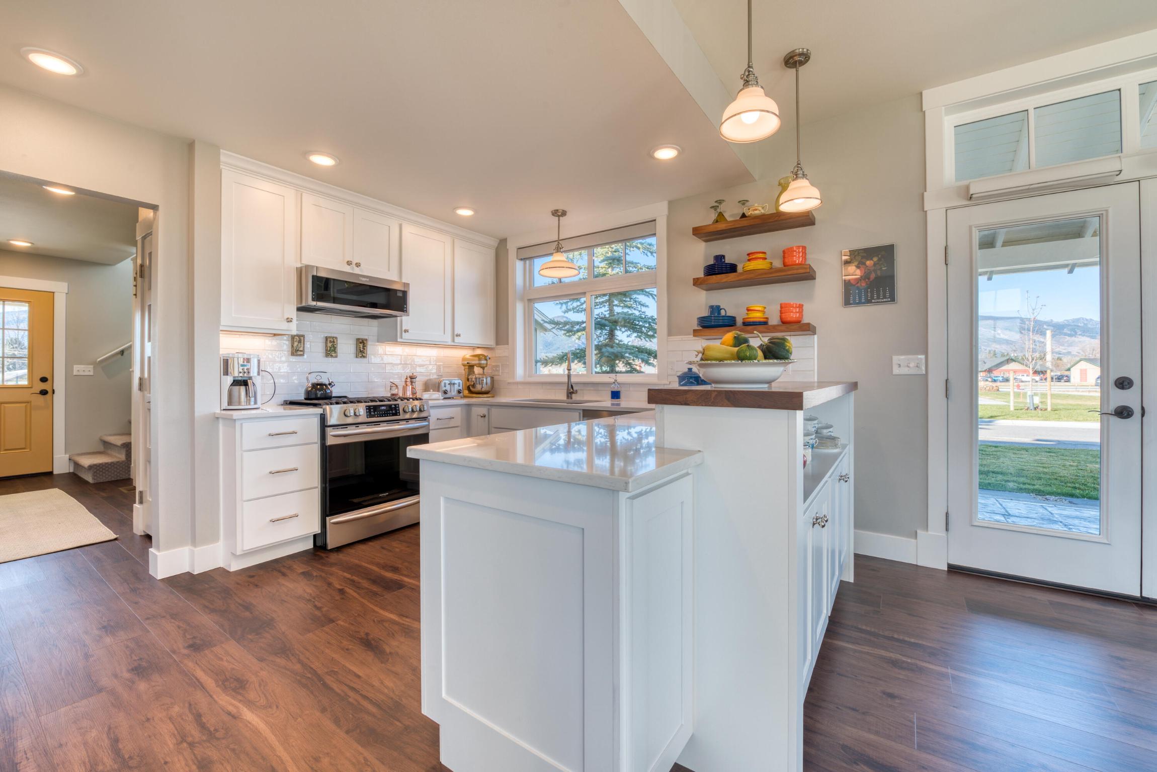 324 Mansion View Loop