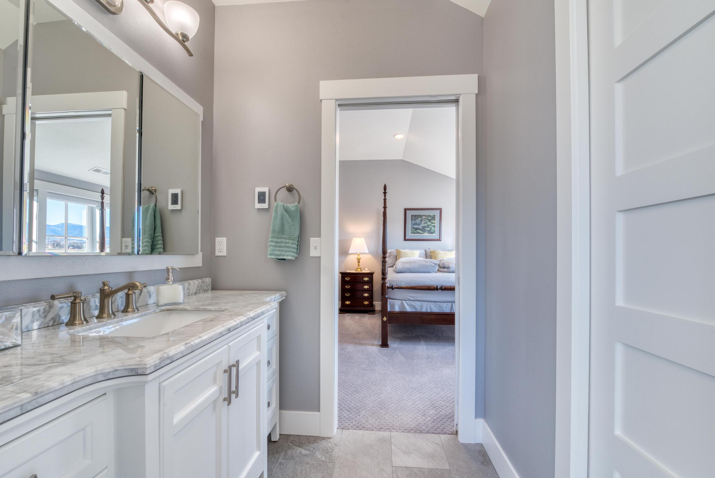 324 Mansion View Loop