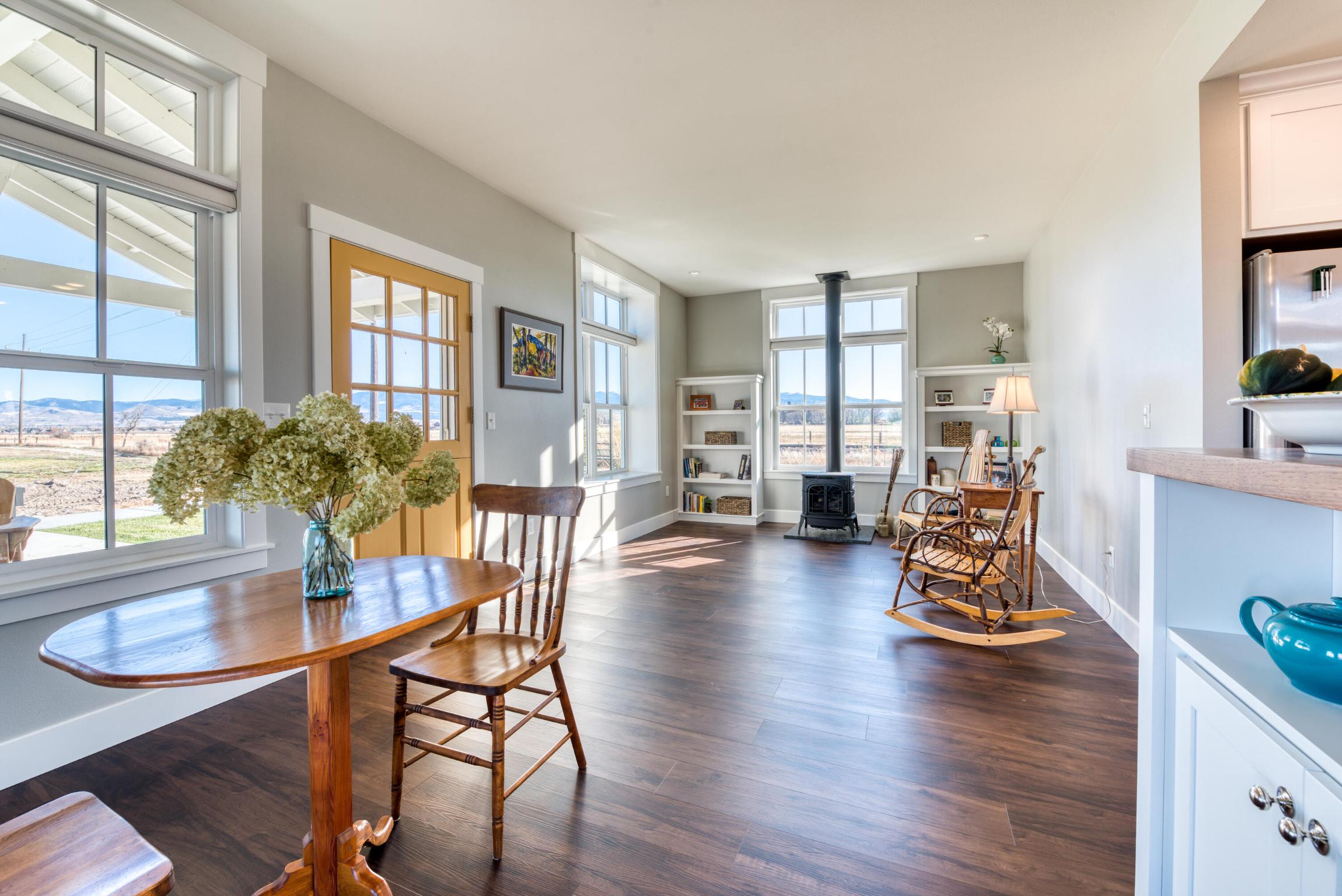 324 Mansion View Loop