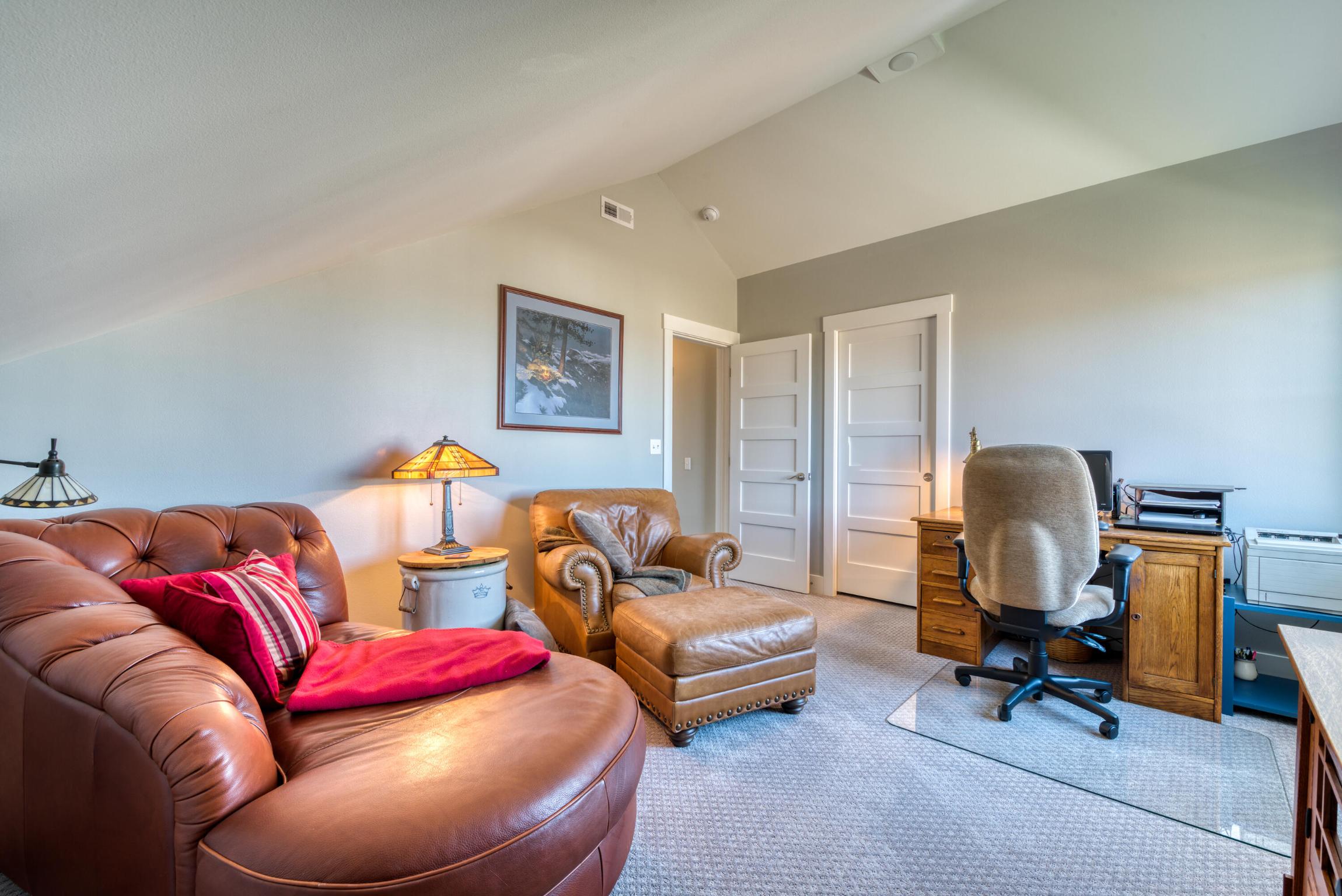 324 Mansion View Loop