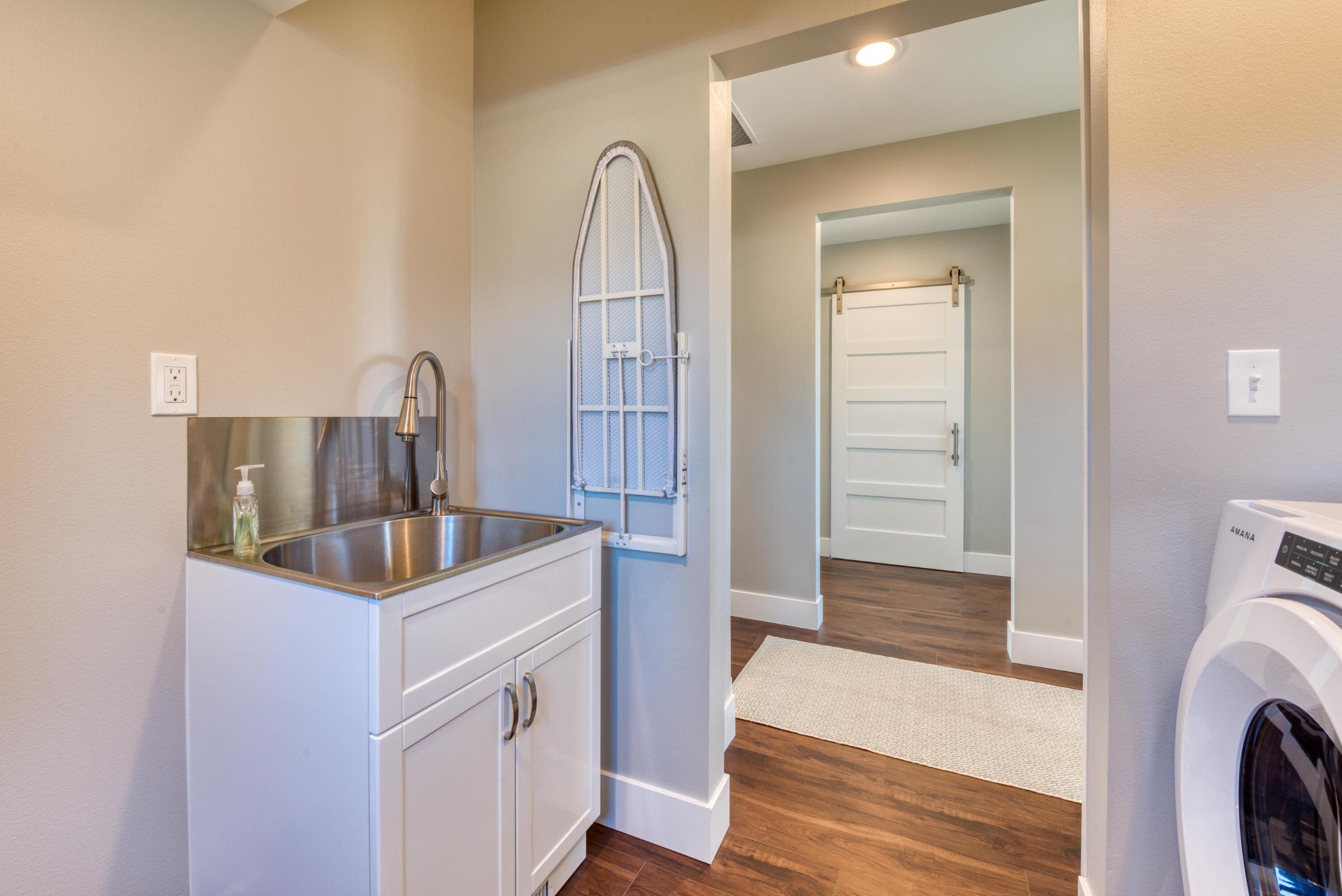 324 Mansion View Loop