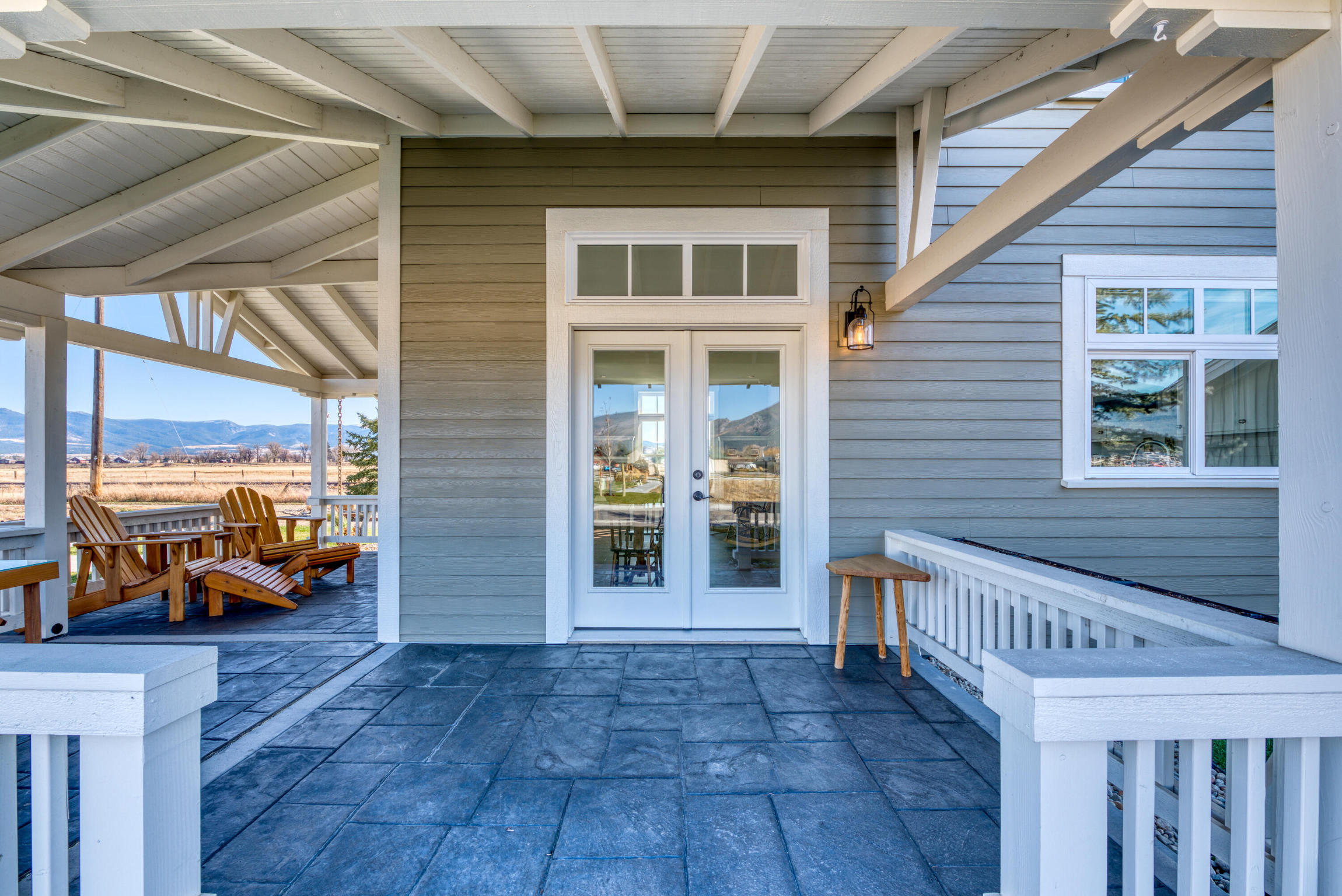 324 Mansion View Loop