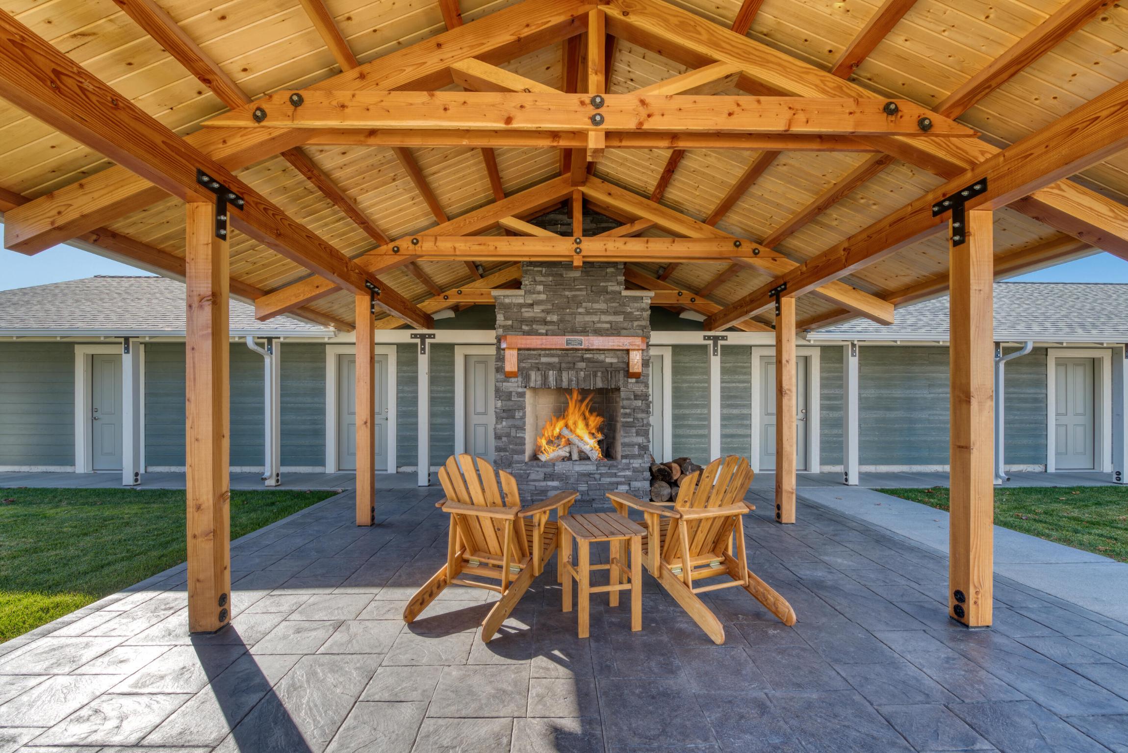 330 Mansion View Loop