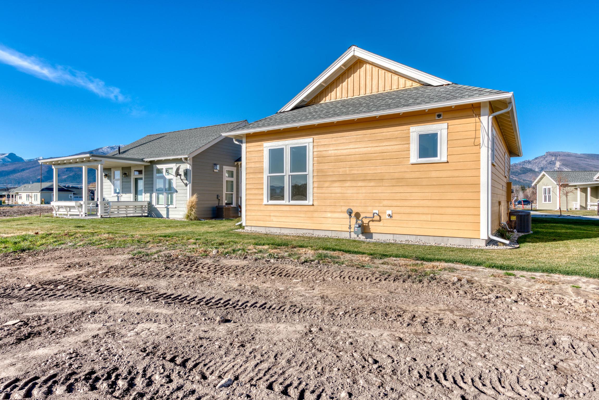 340 Mansion View Loop