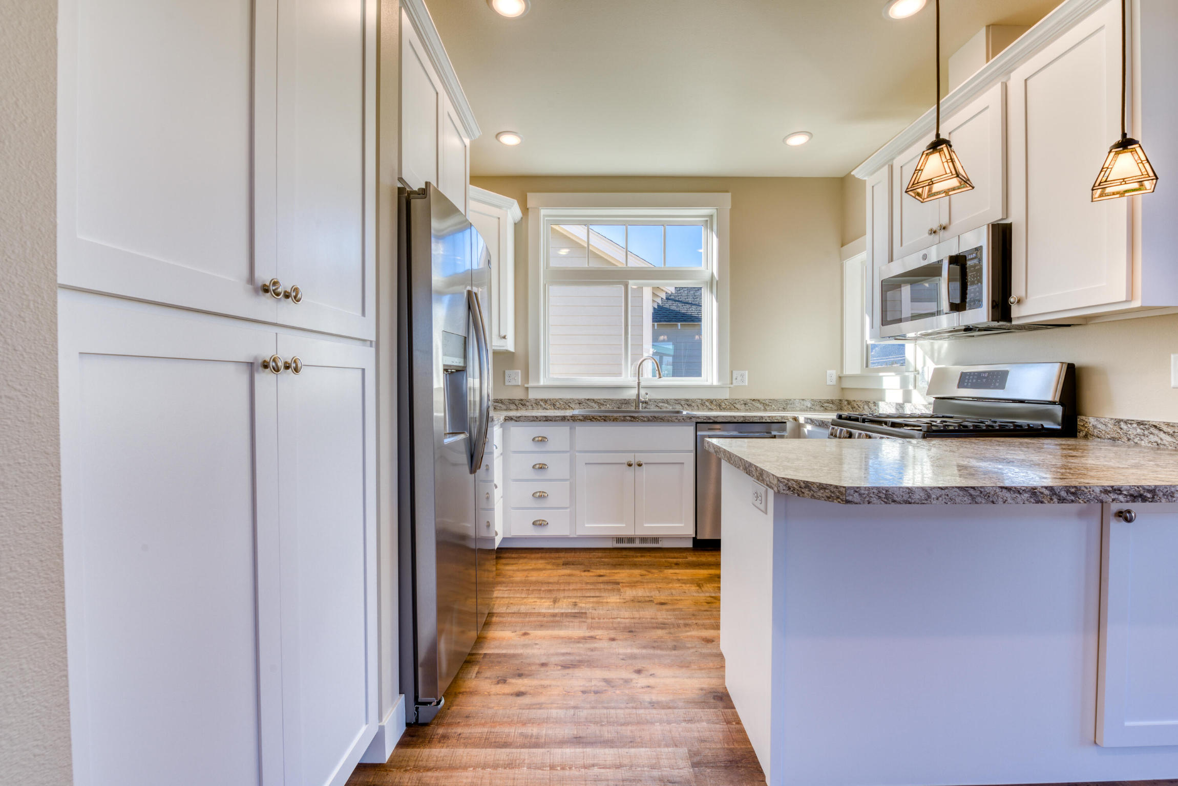340 Mansion View Loop