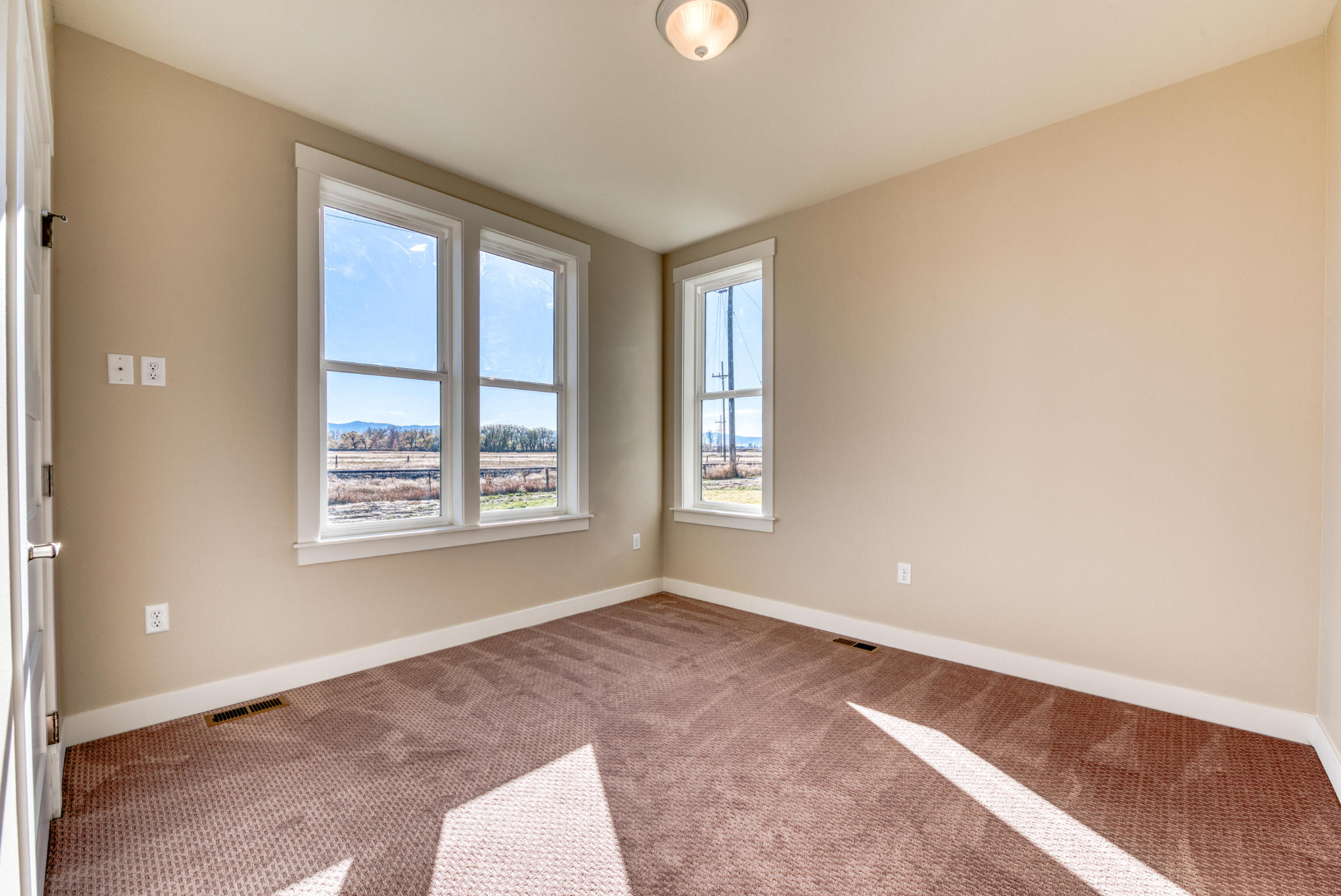 340 Mansion View Loop