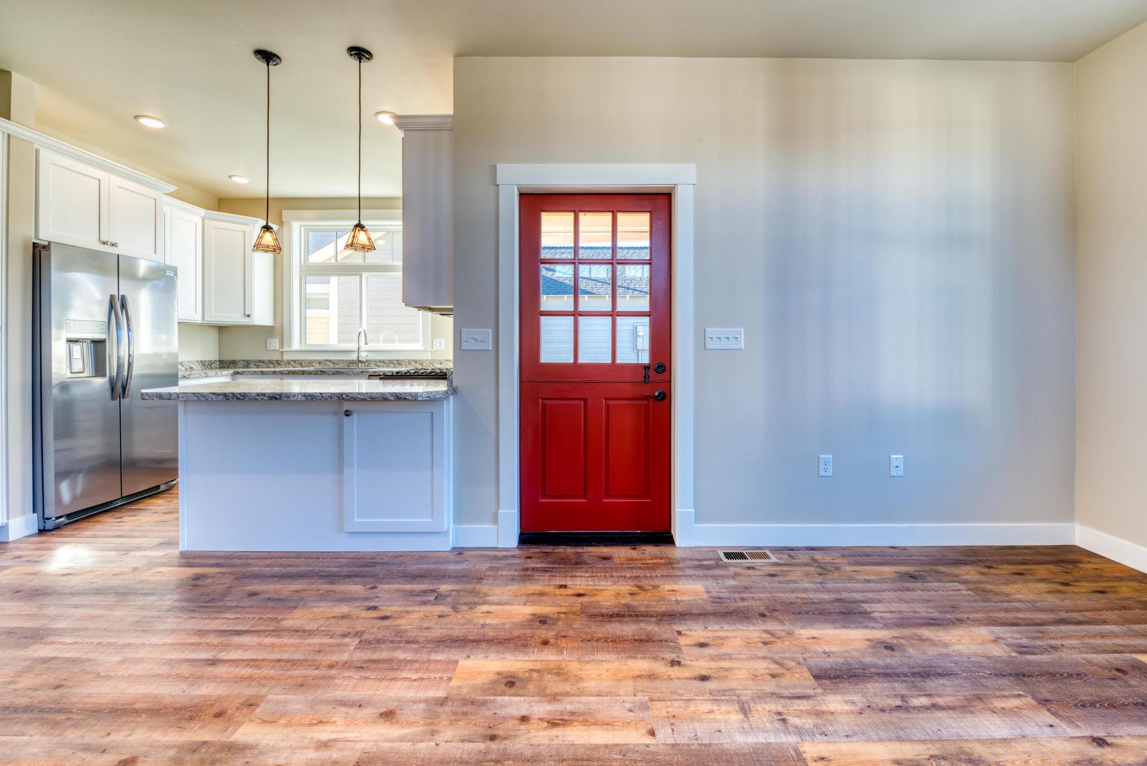 340 Mansion View Loop