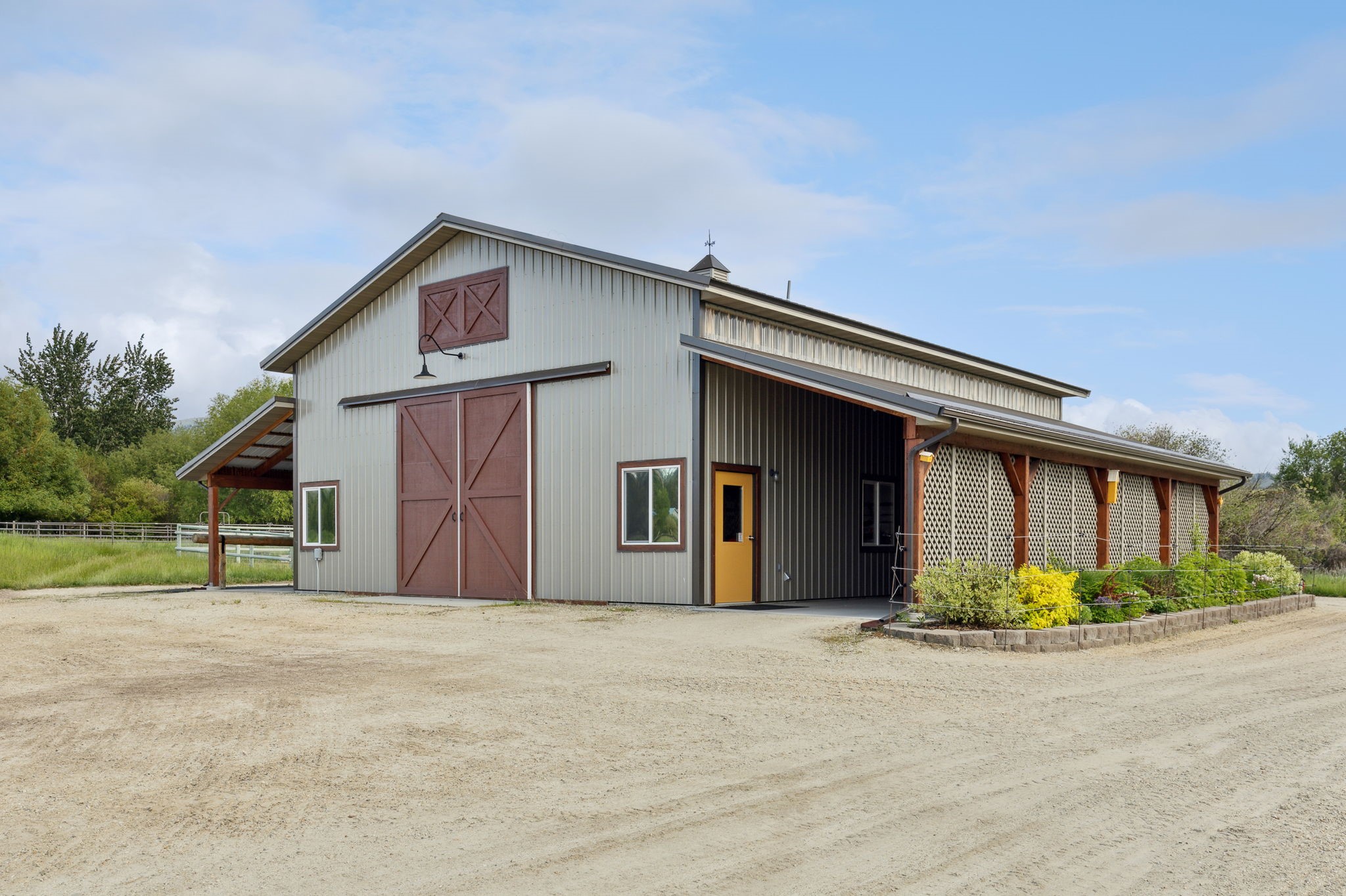 1147 Willow Creek Road