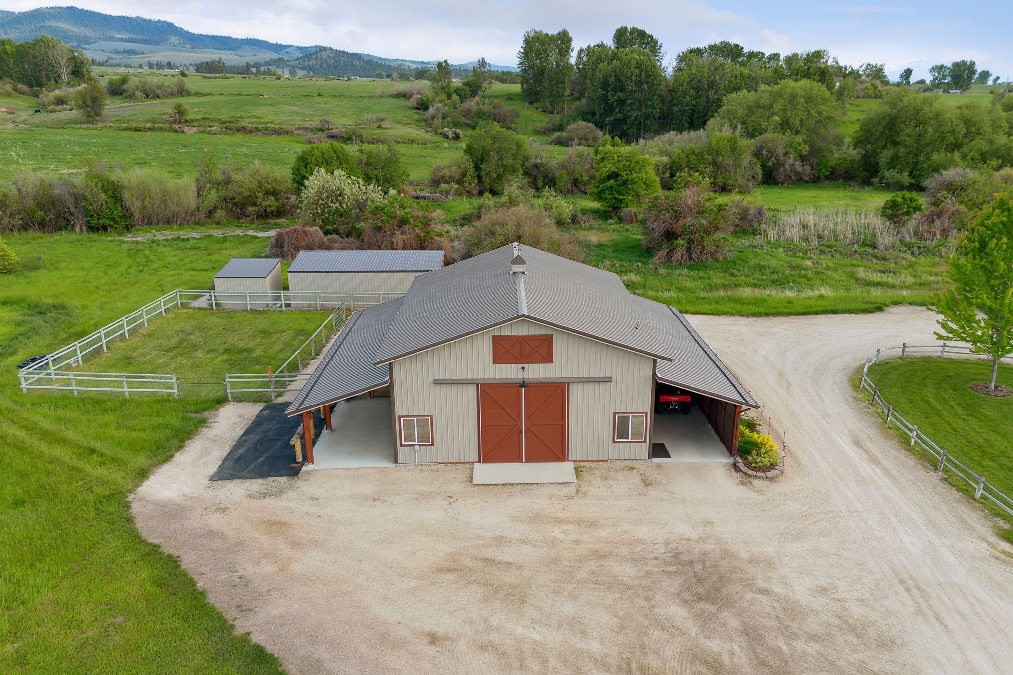1147 Willow Creek Road