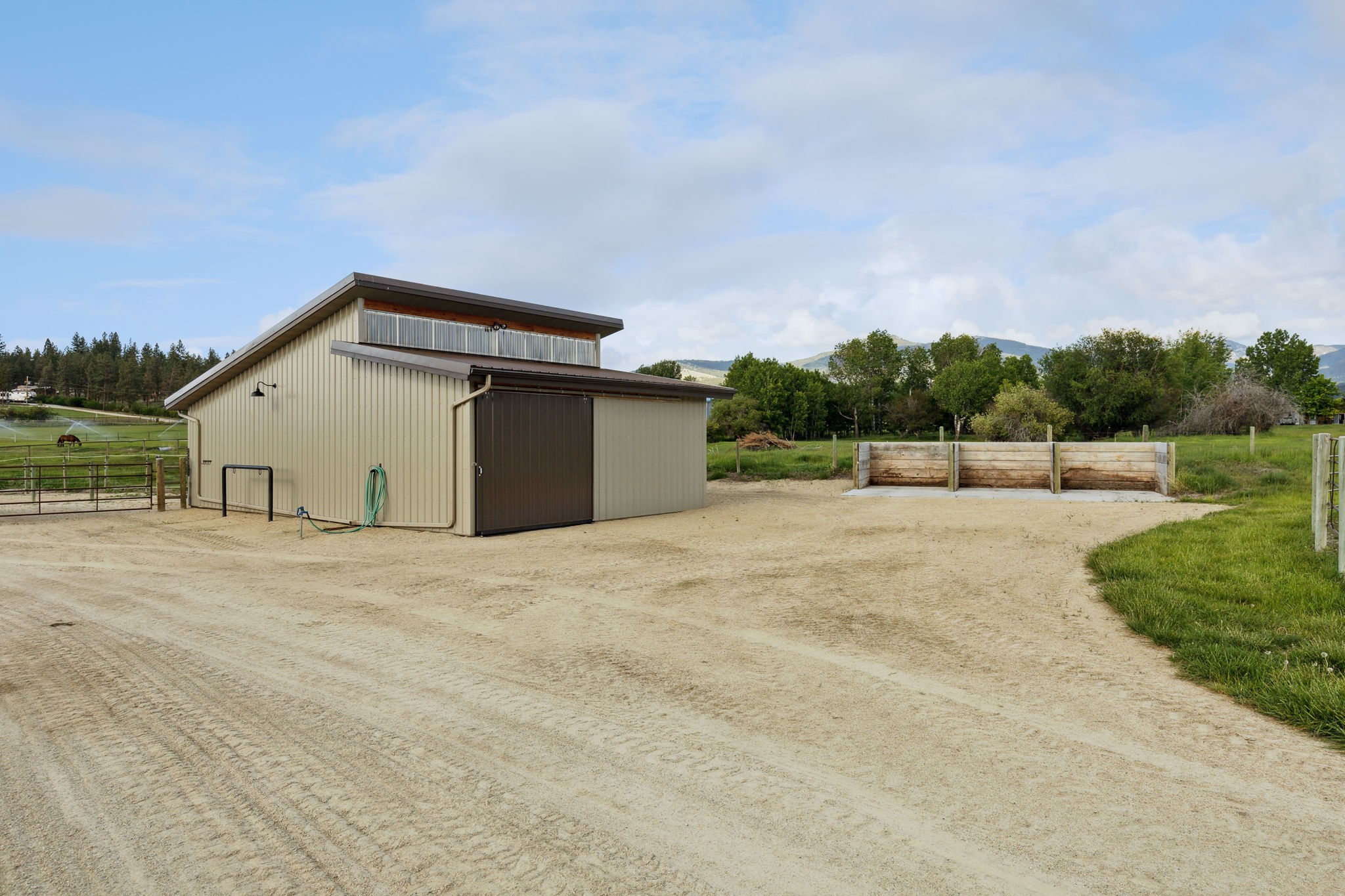 1147 Willow Creek Road