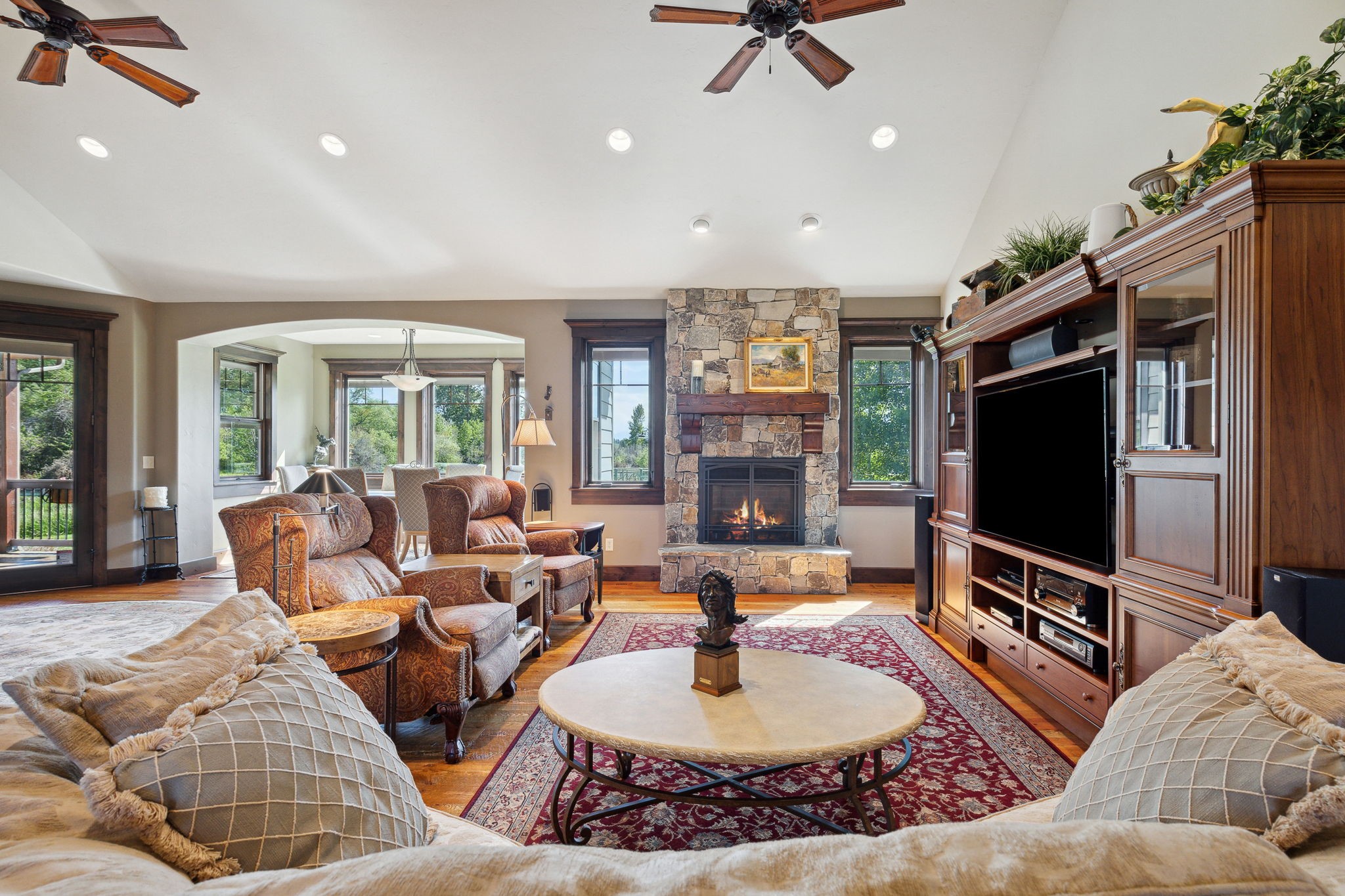 1147 Willow Creek Road