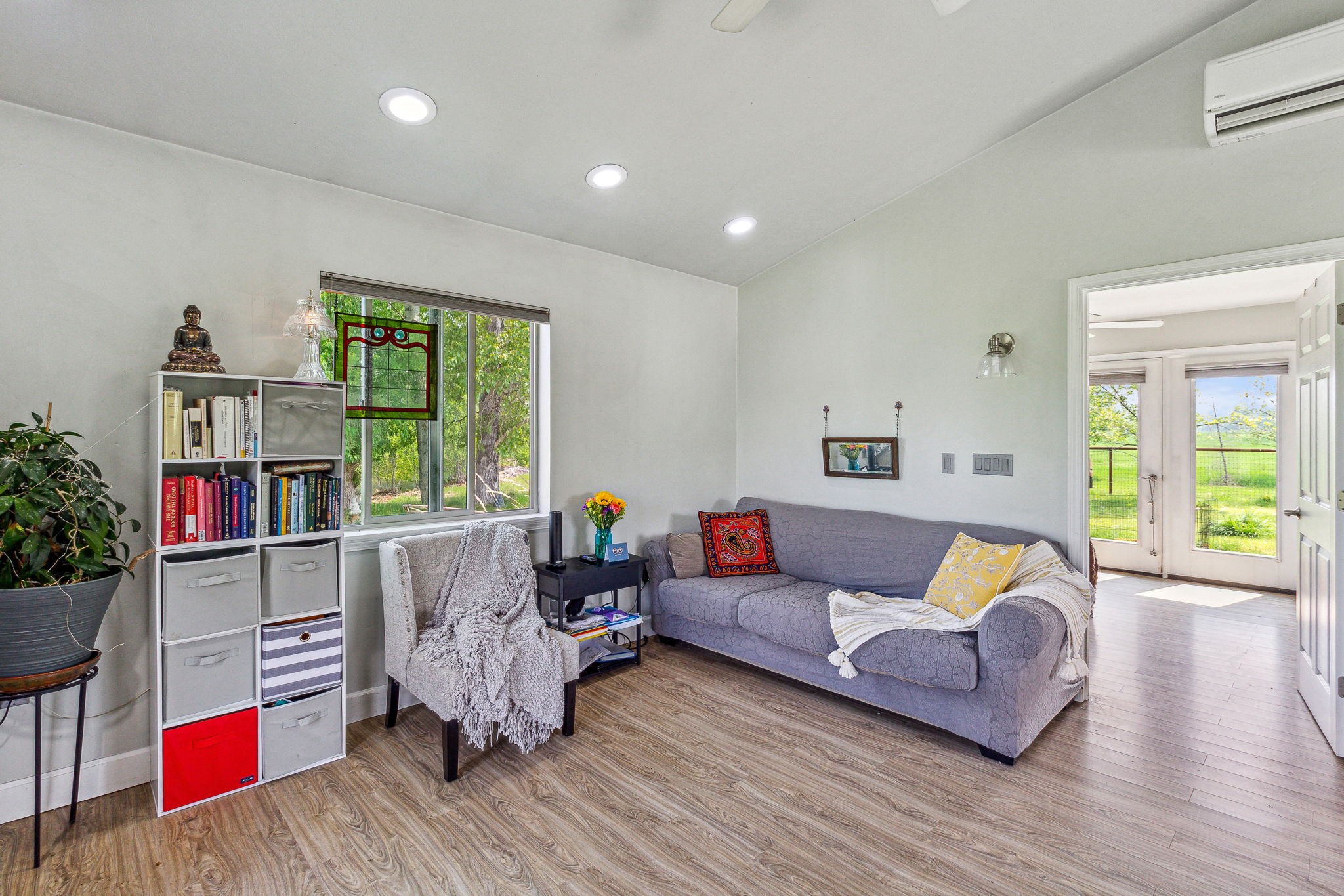 268 & 270 Golden Pond Drive