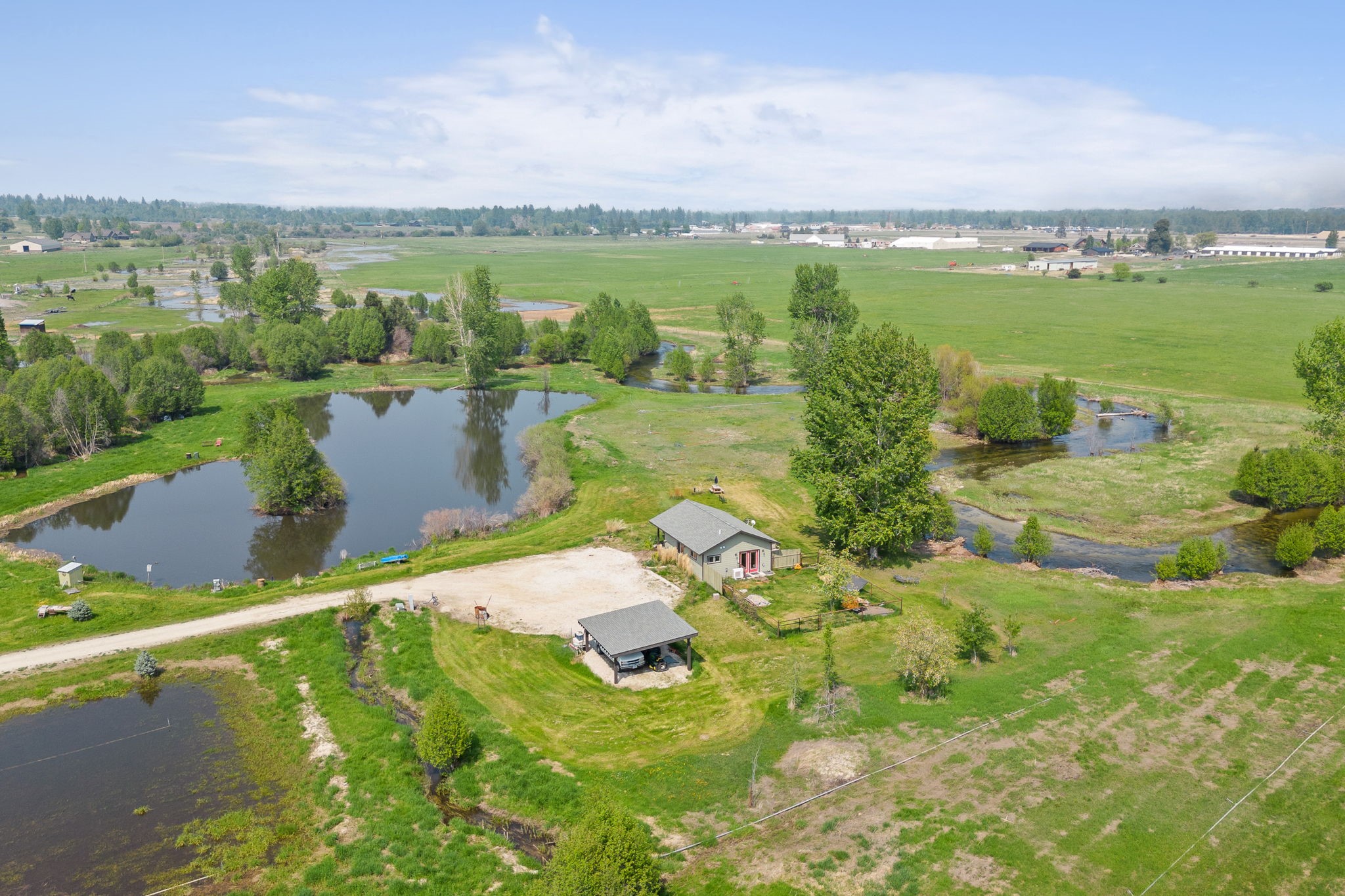 268 & 270 Golden Pond Drive