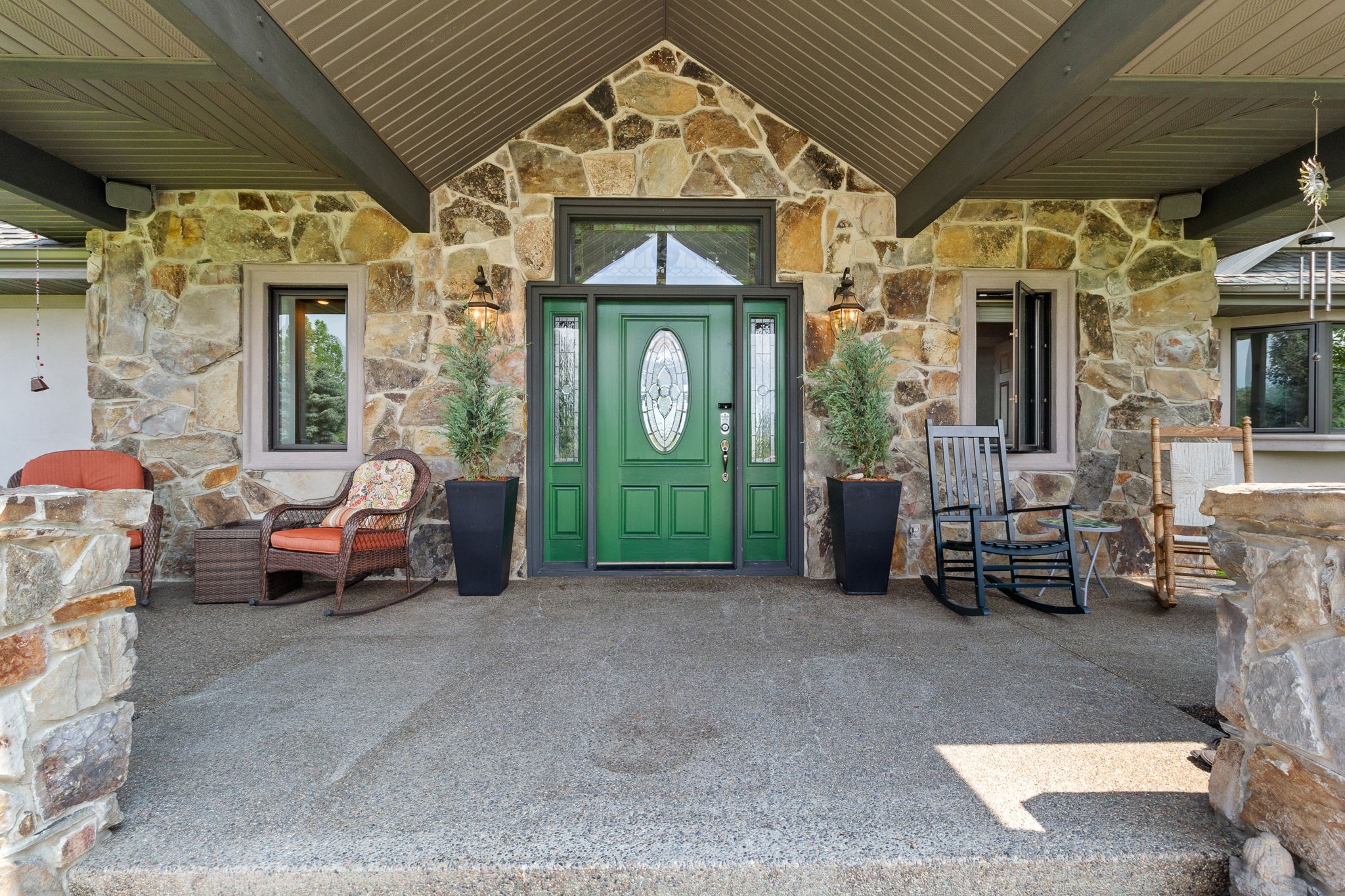 268 & 270 Golden Pond Drive