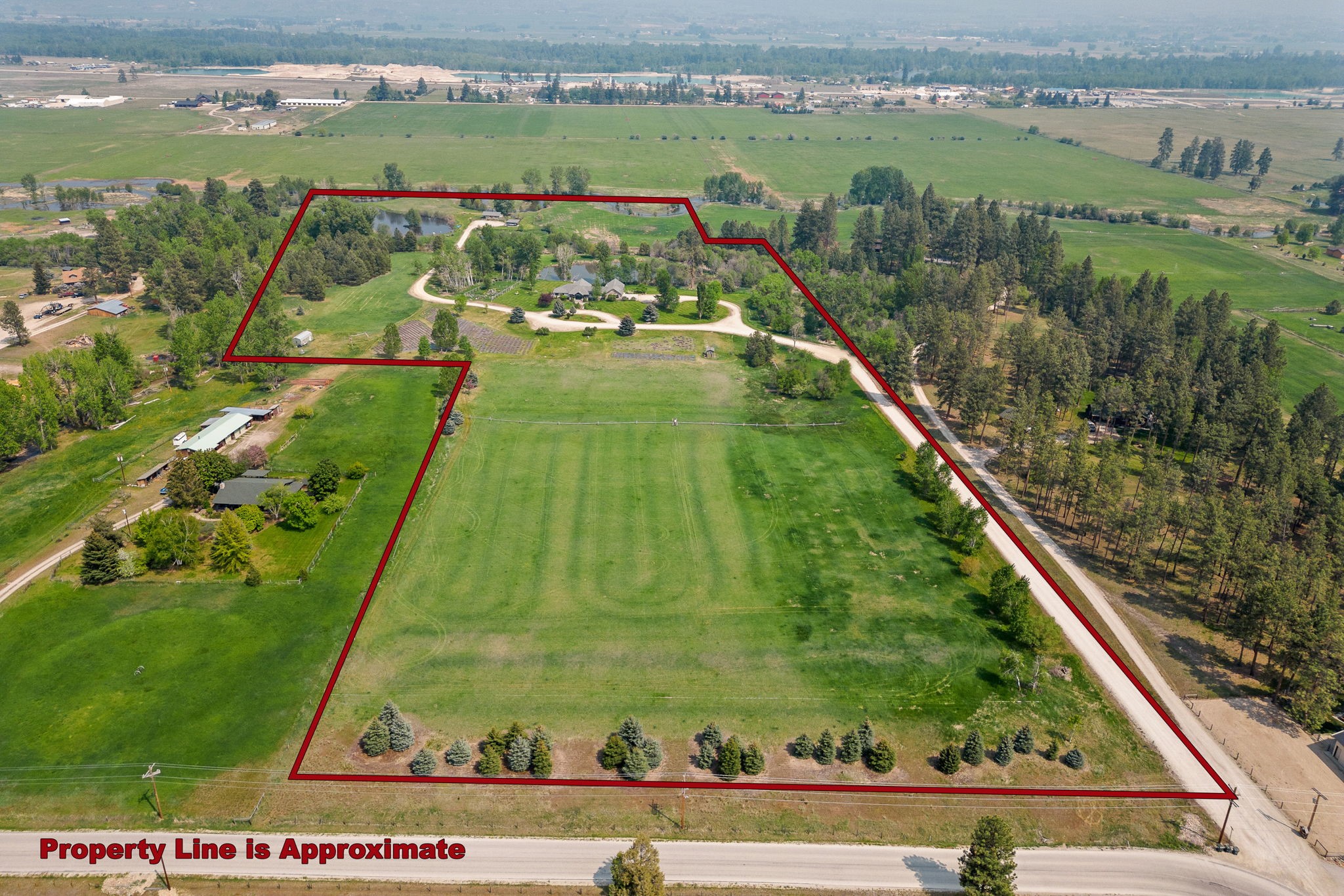 268 & 270 Golden Pond Drive