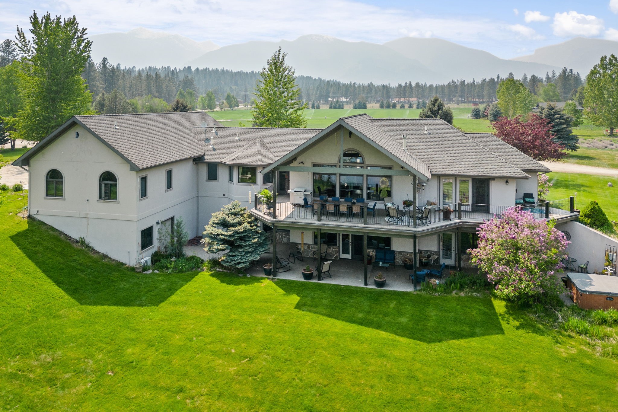 268 & 270 Golden Pond Drive