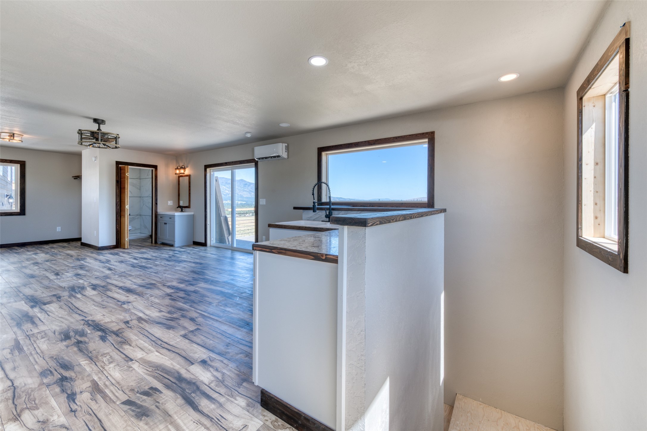 4728 Northview Drive