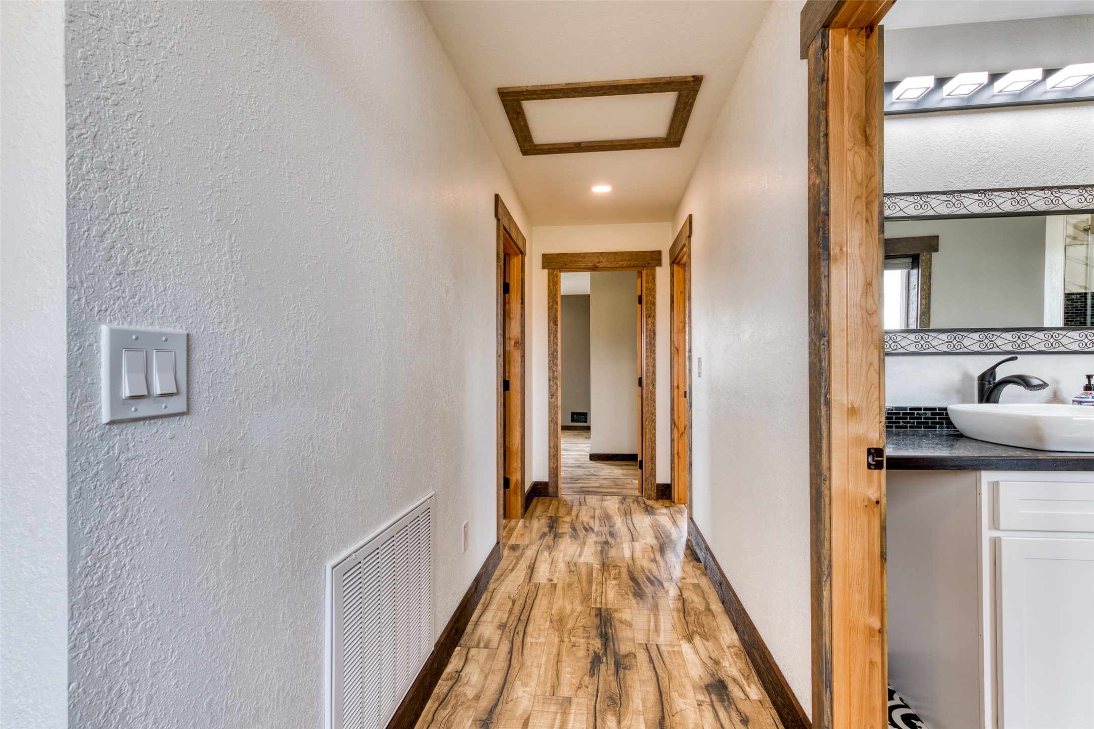 4728 Northview Drive