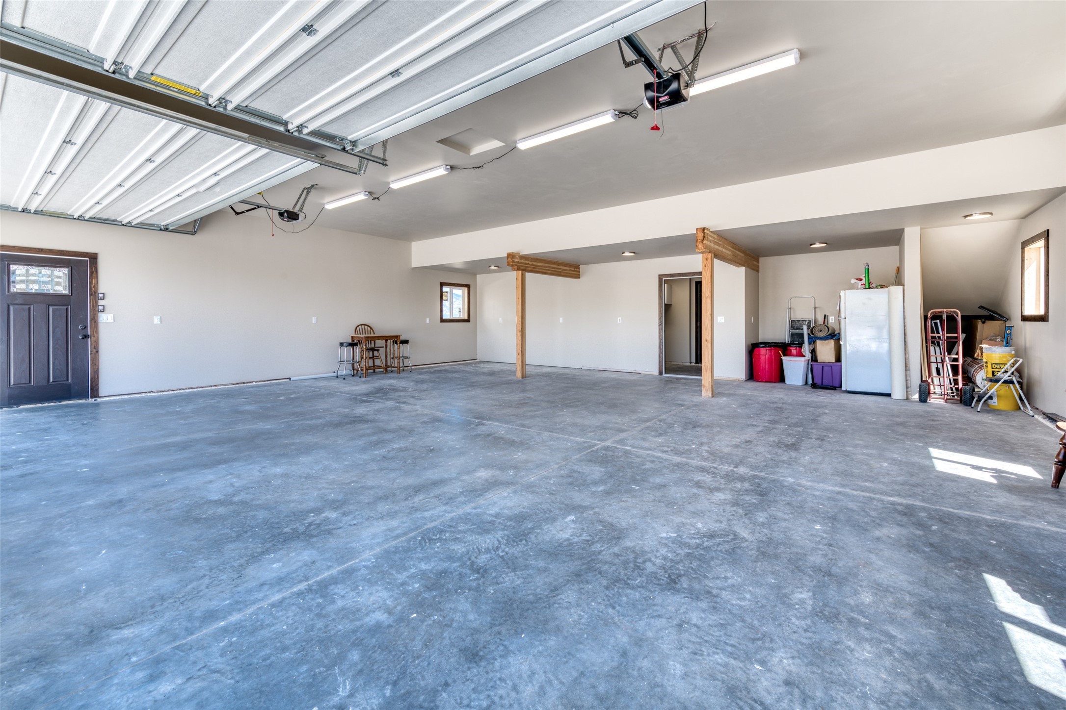 4728 Northview Drive
