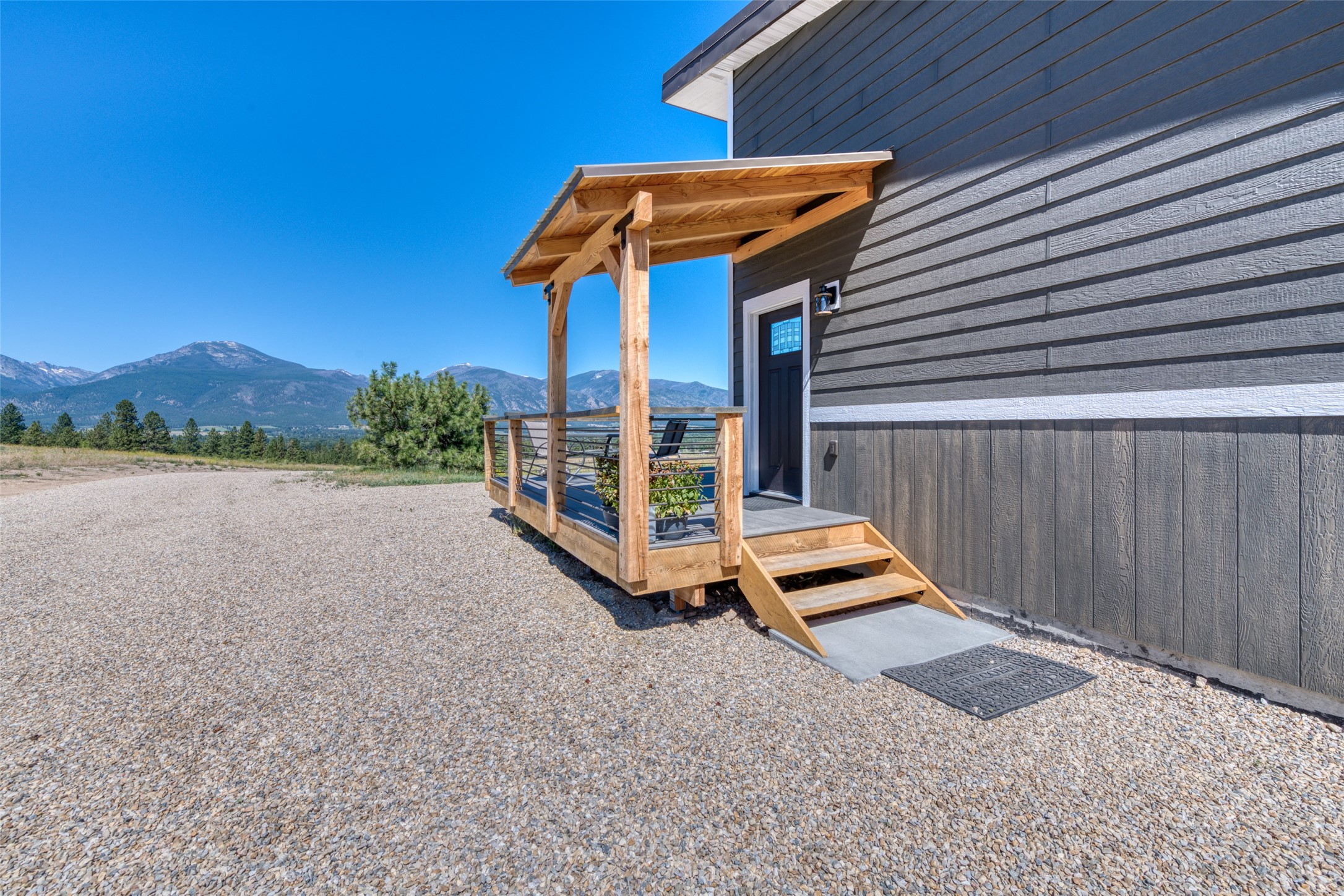 4728 Northview Drive