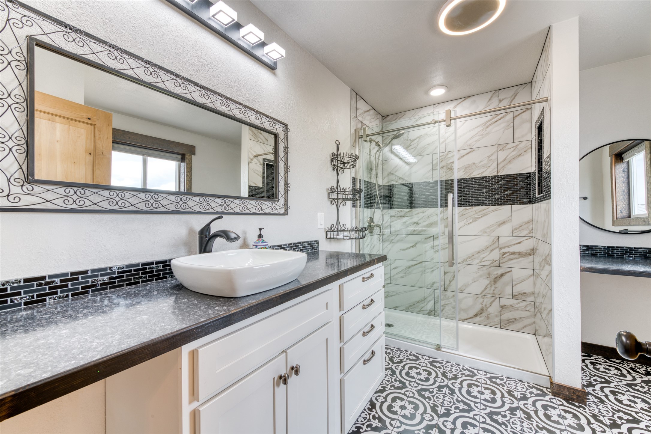 4728 Northview Drive