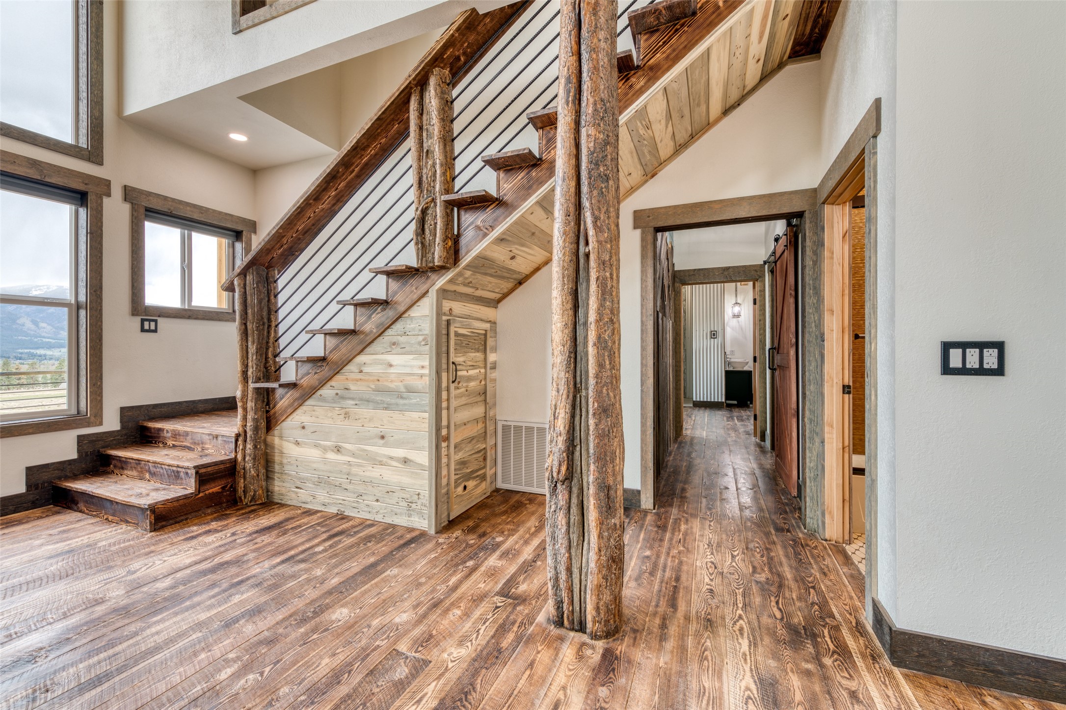 4728 Northview Drive