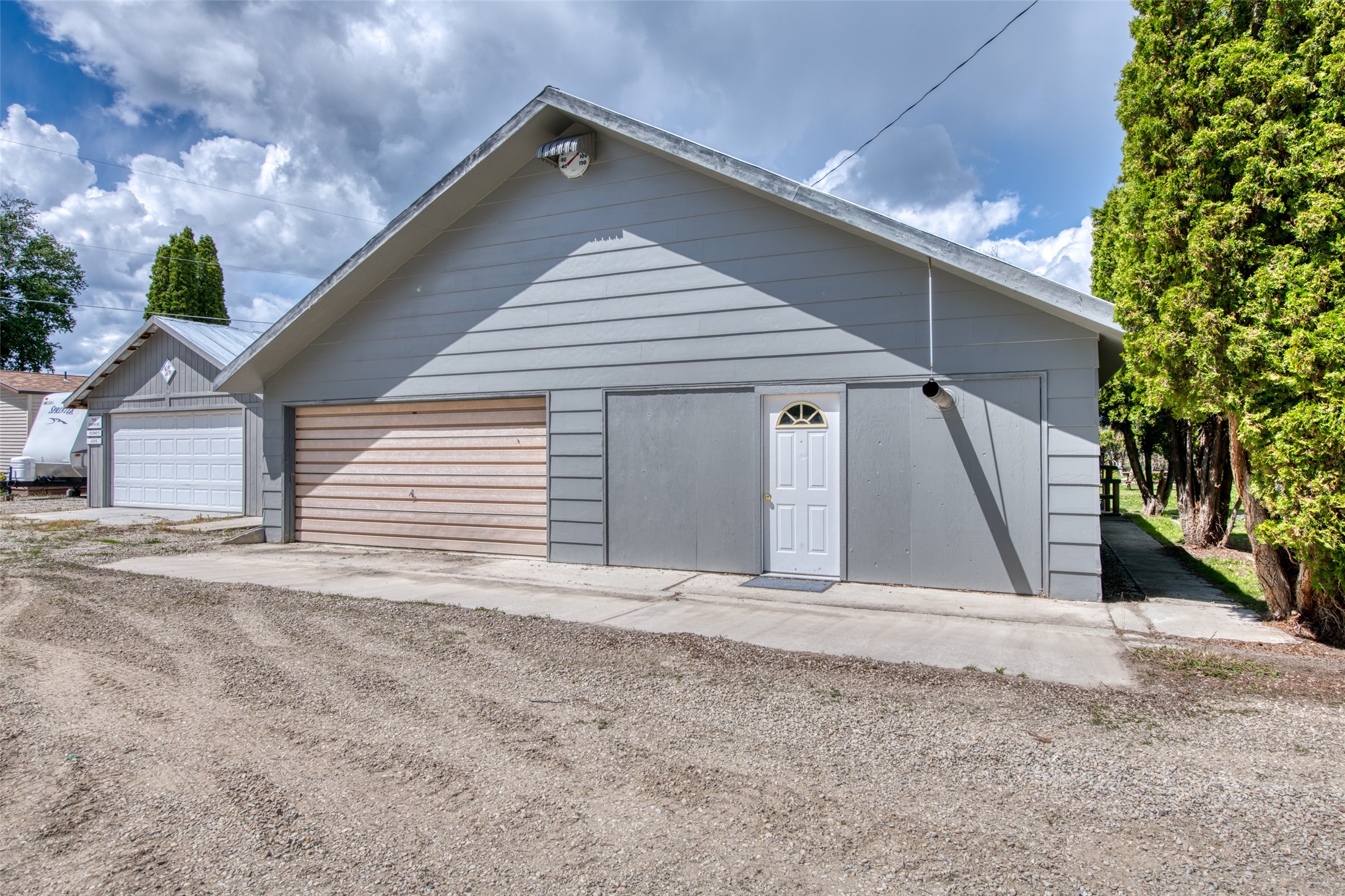 725 Curdys Cove Loop