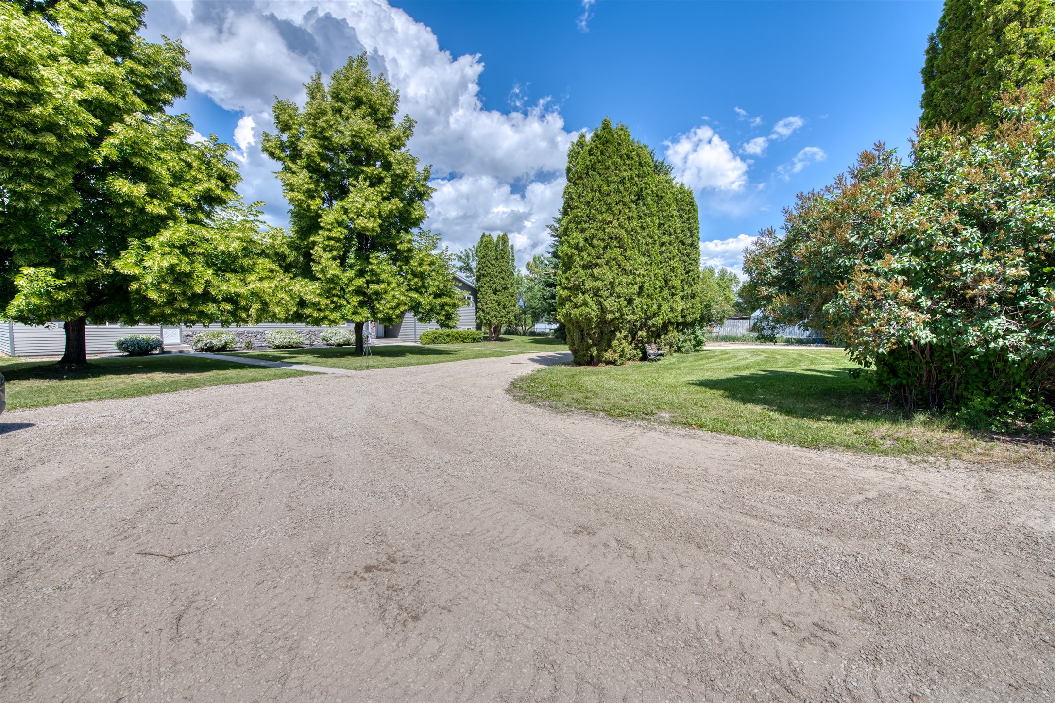 725 Curdys Cove Loop