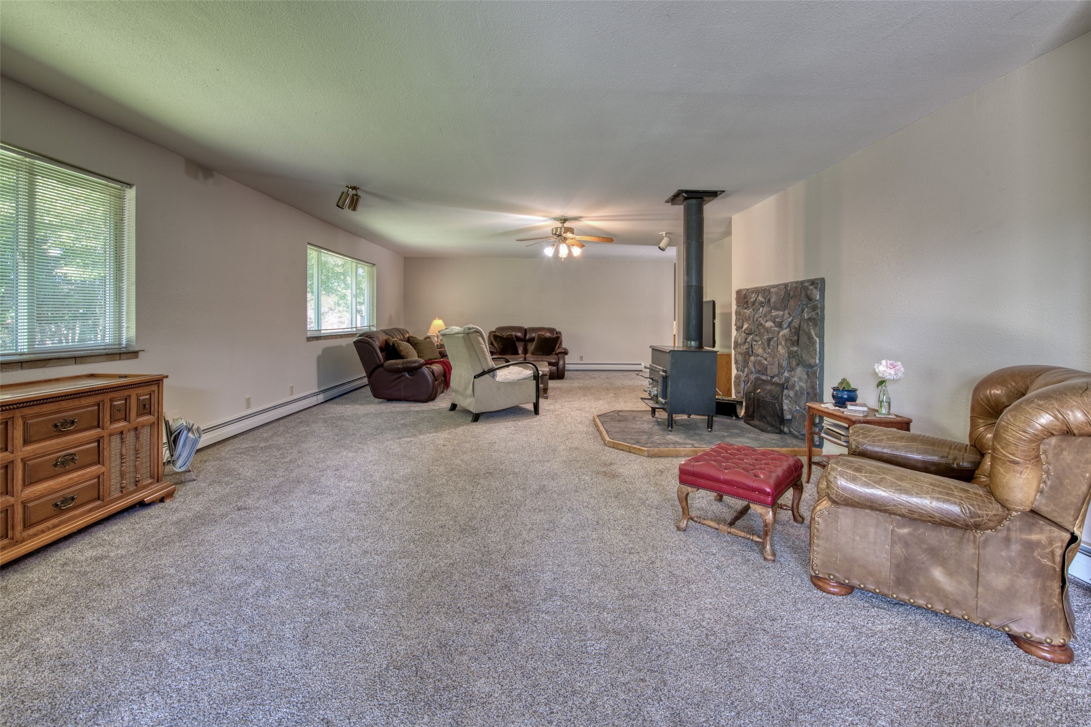 725 Curdys Cove Loop