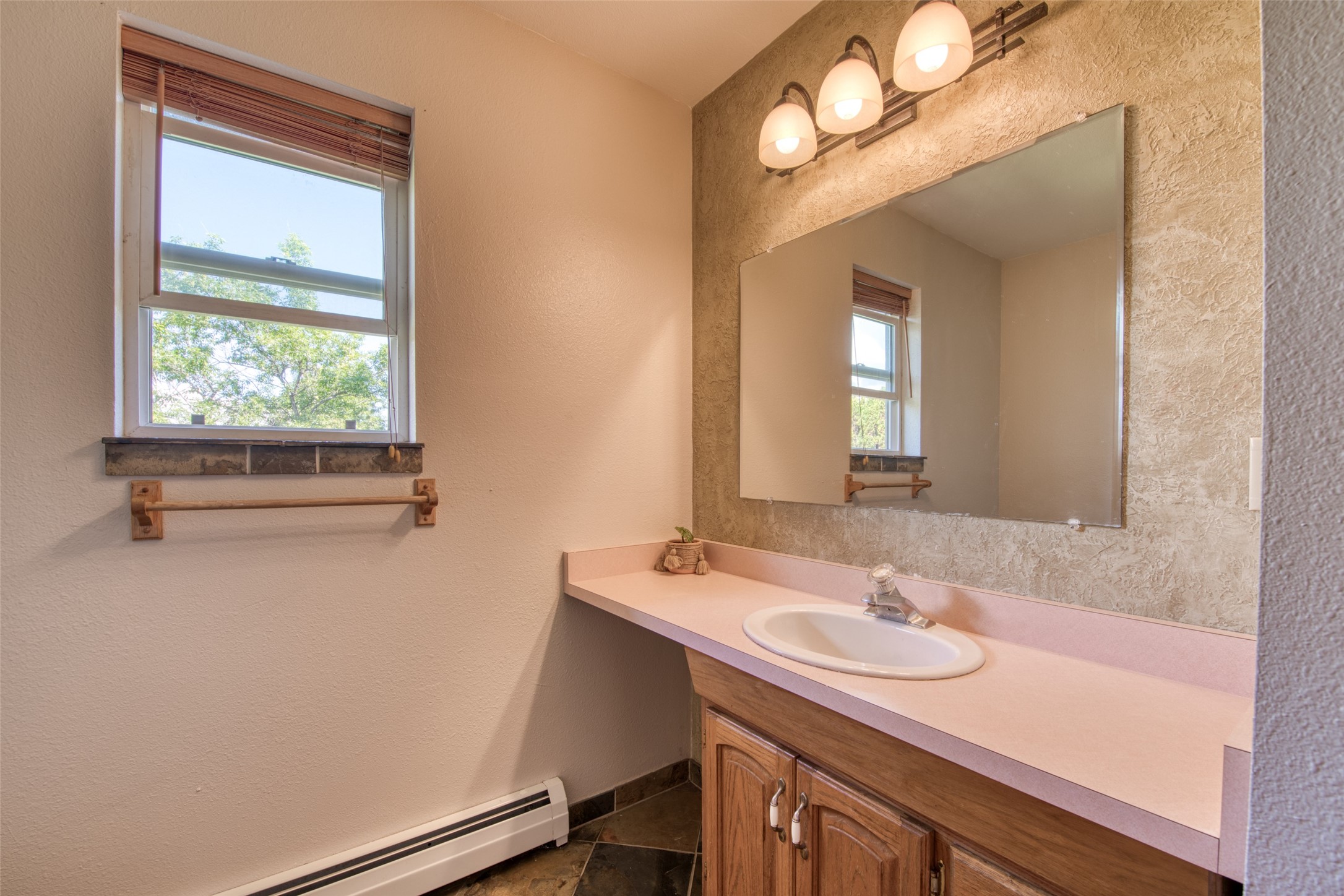 725 Curdys Cove Loop