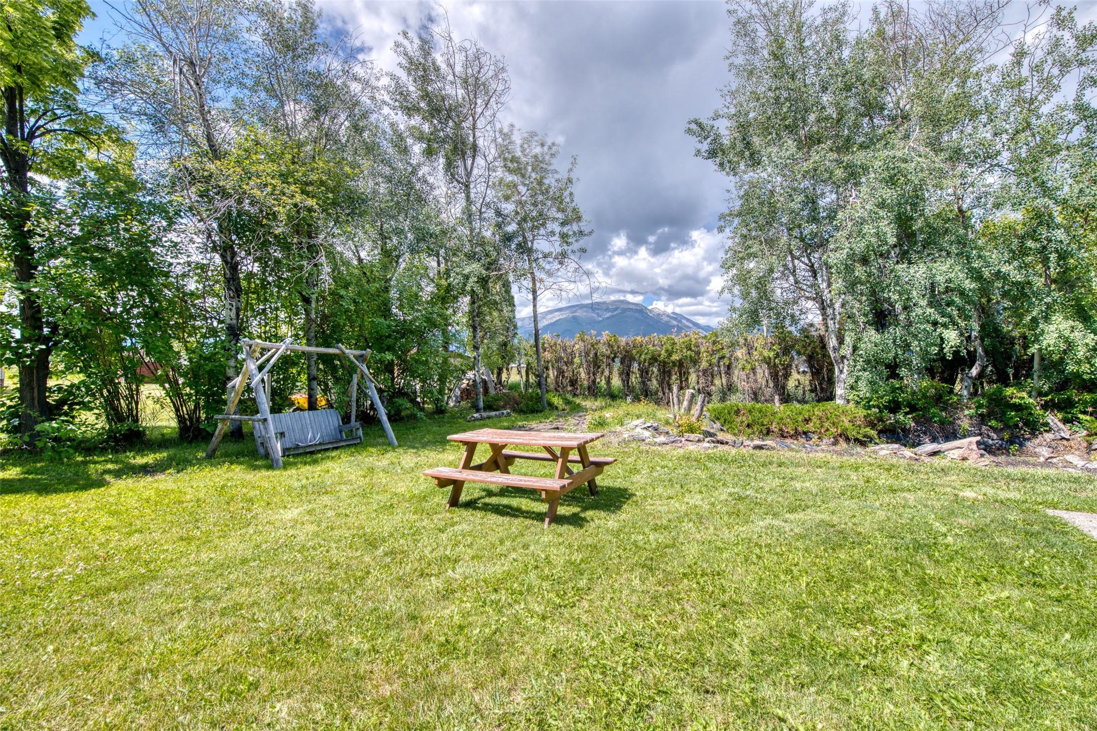 725 Curdys Cove Loop