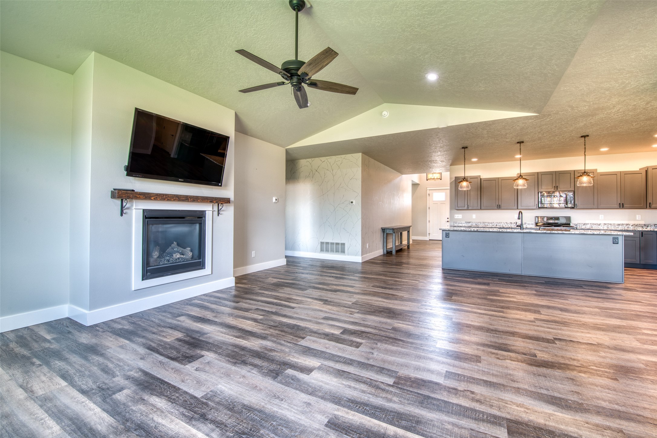 114 Tullahoma Court