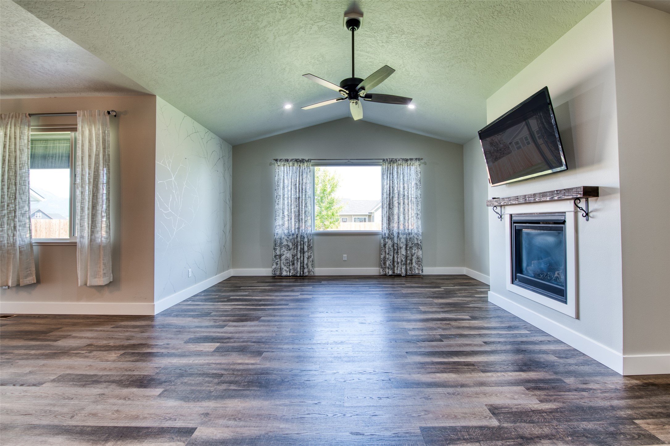 114 Tullahoma Court