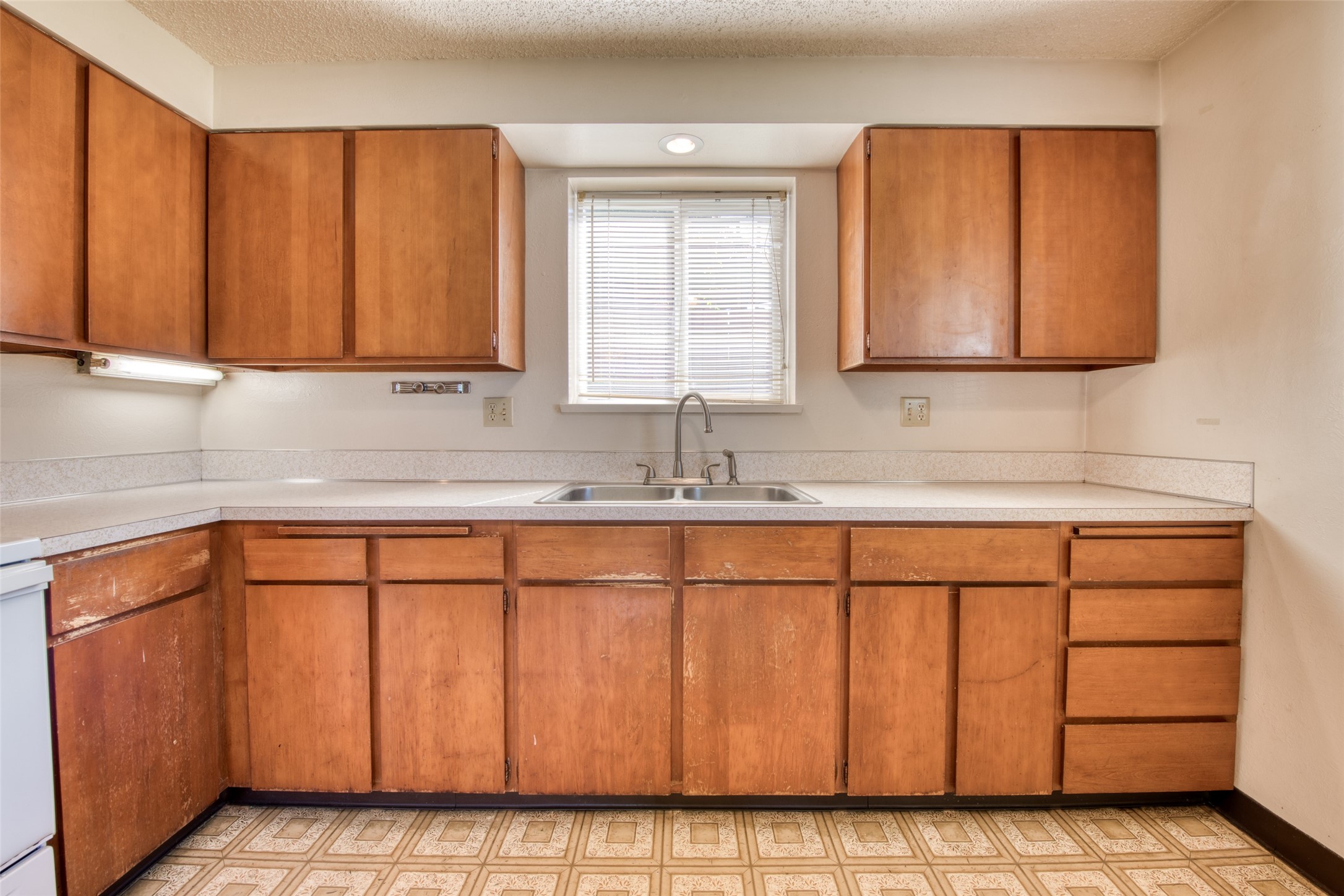 645 S 1st Street W