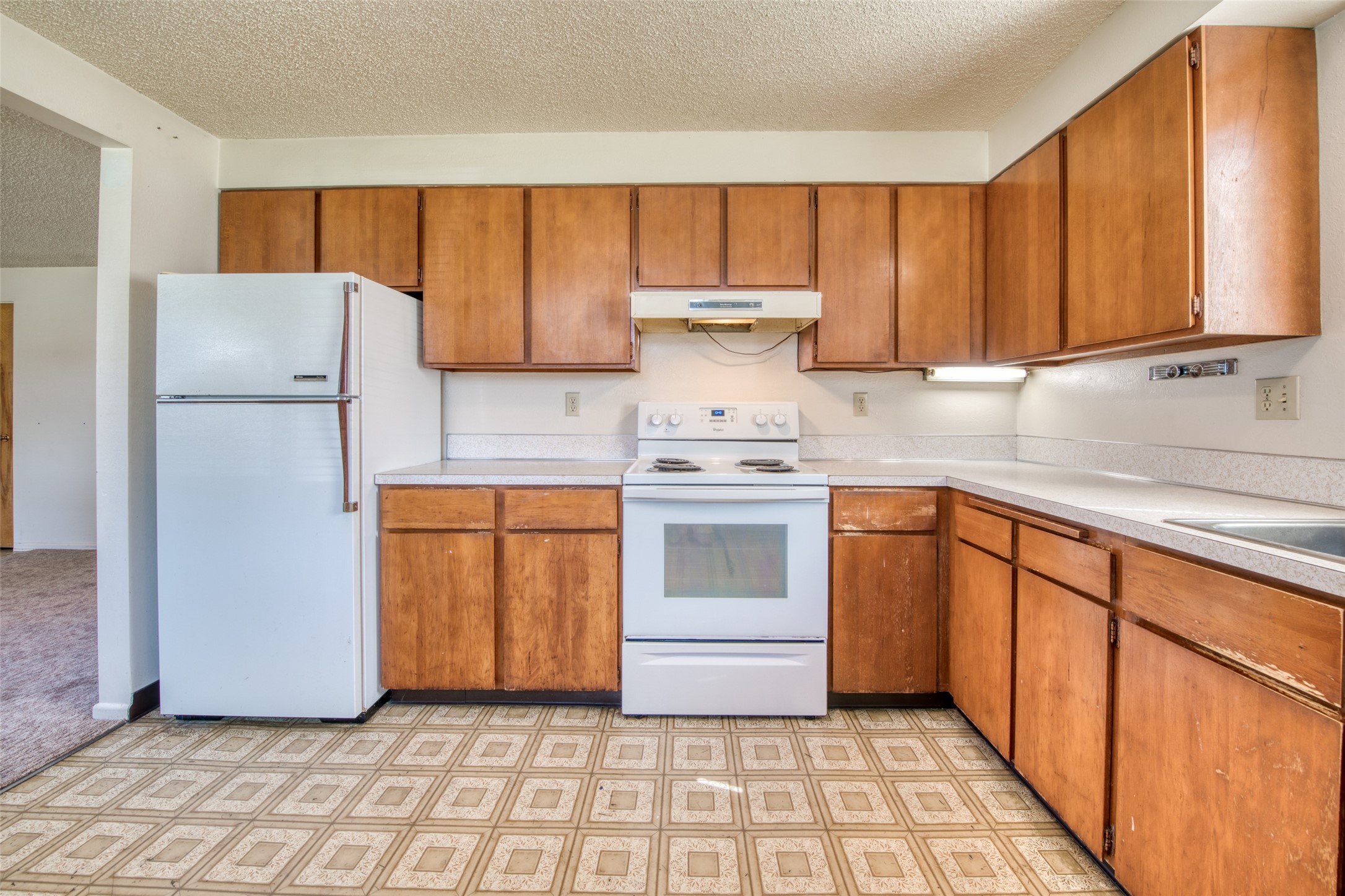 645 S 1st Street W