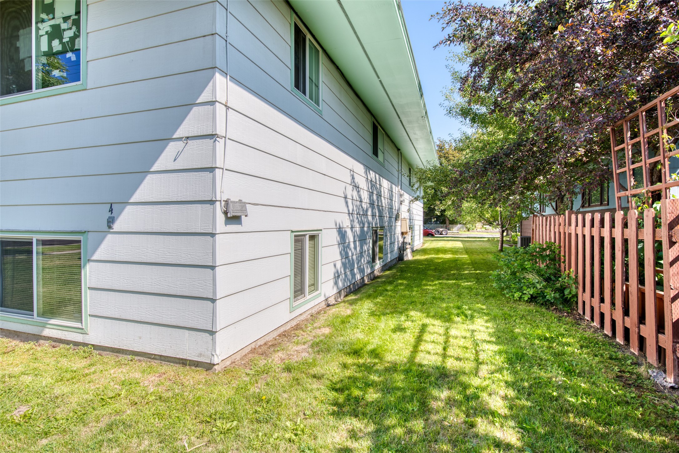645 S 1st Street W