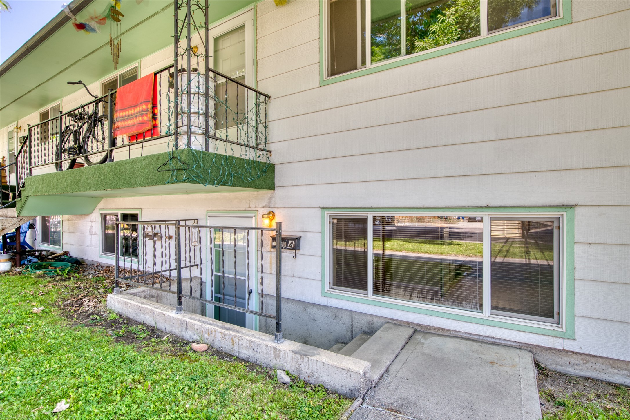 645 S 1st Street W