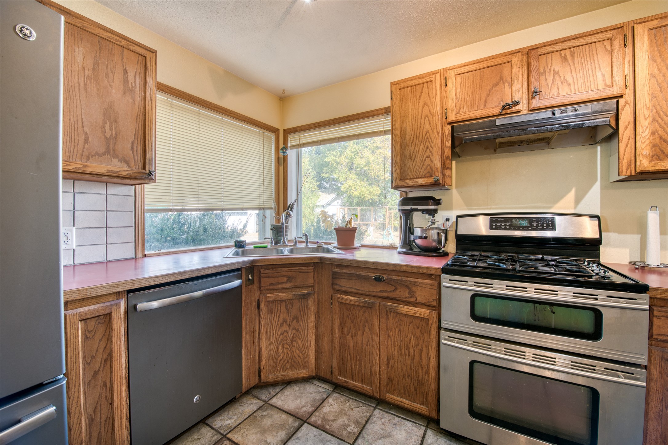 869 Honey House Lane