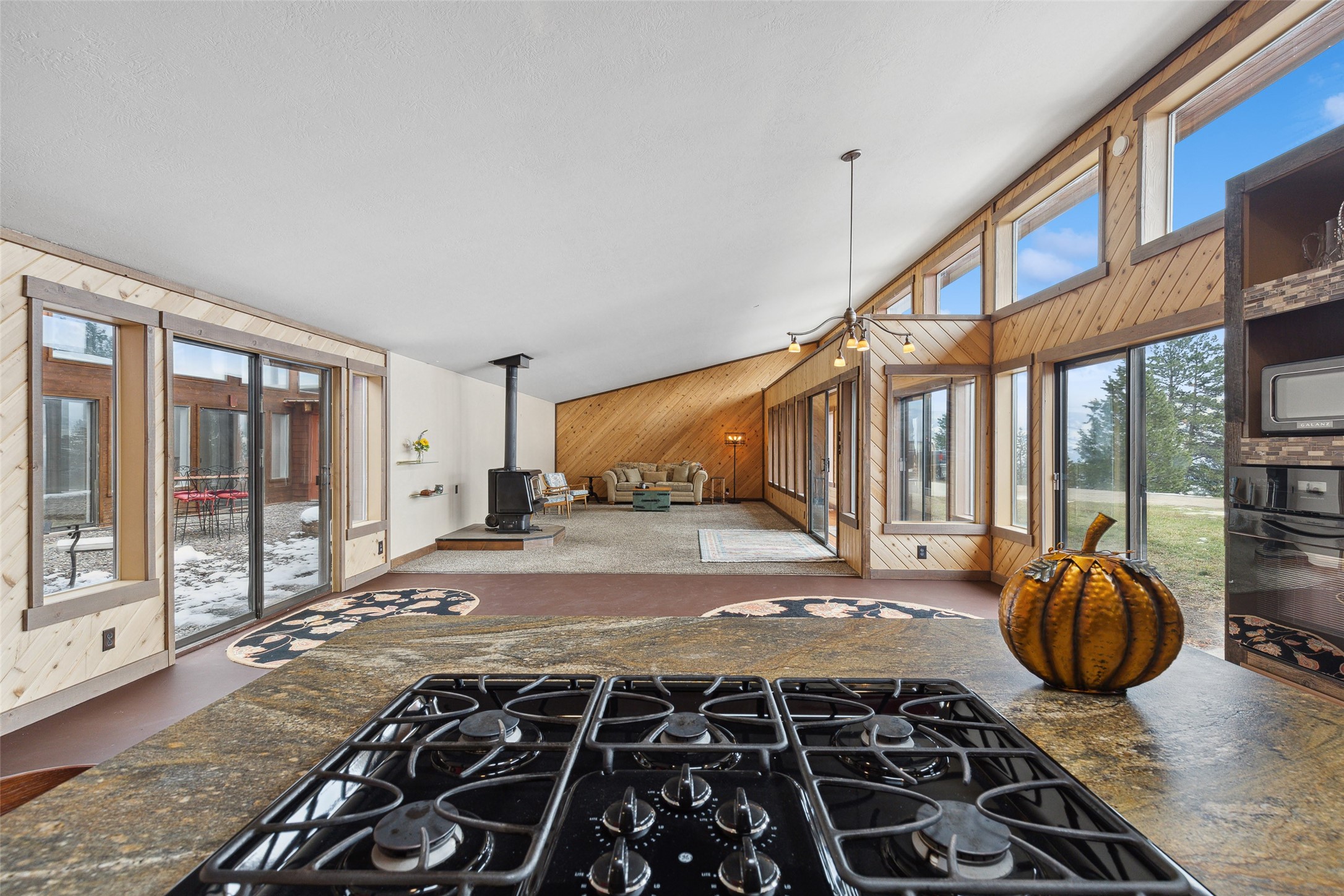 700 Cudabena Road