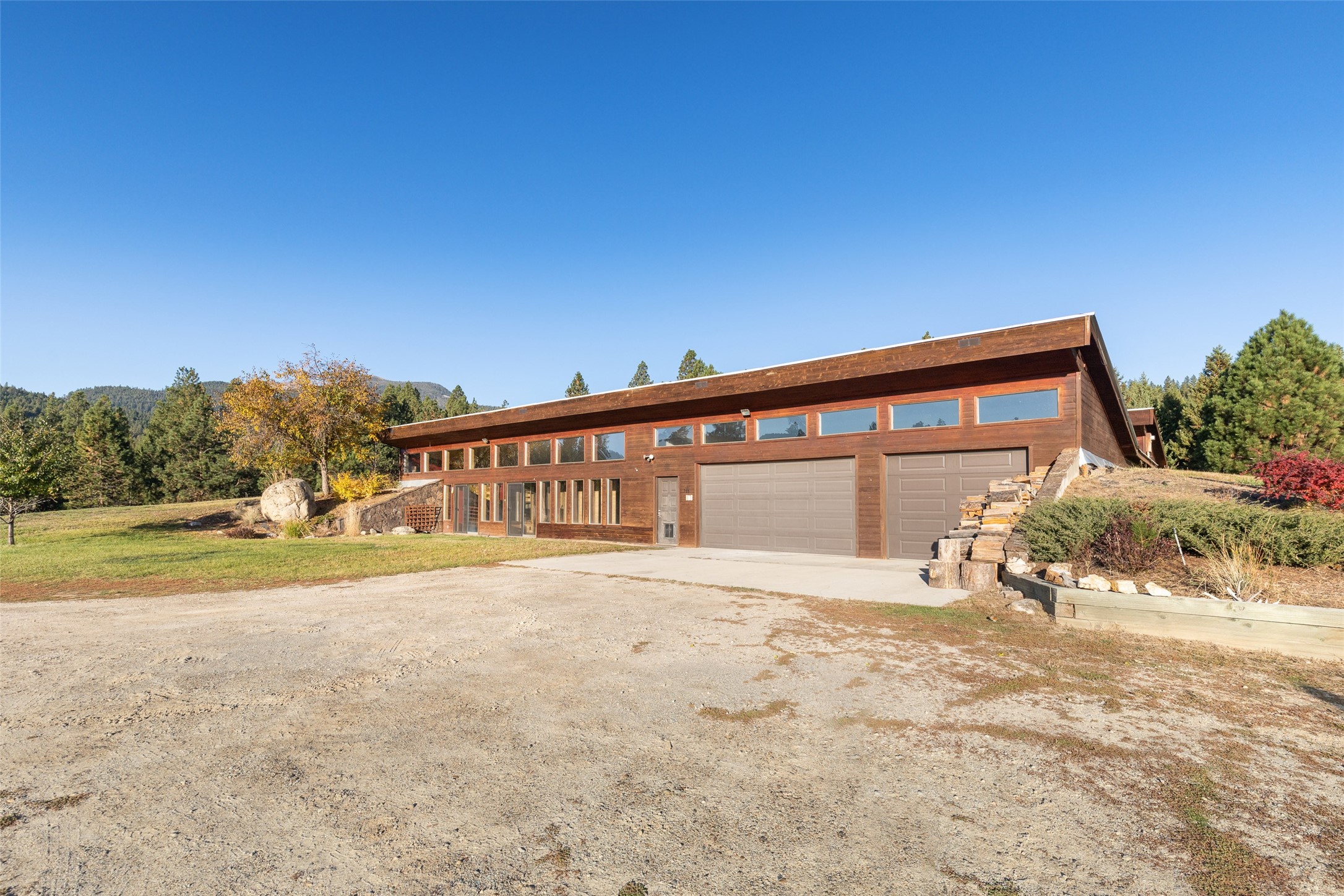 700 Cudabena Road