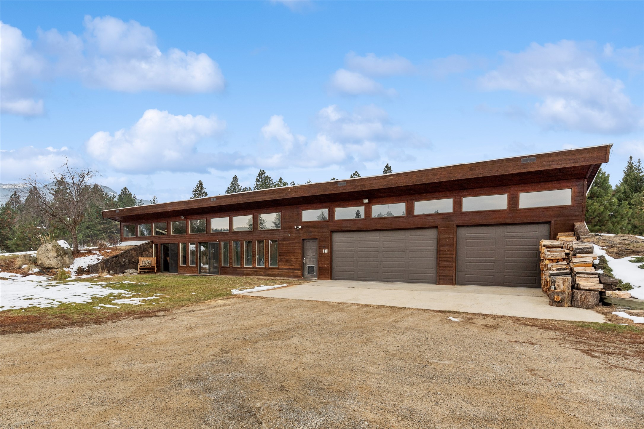 700 Cudabena Road